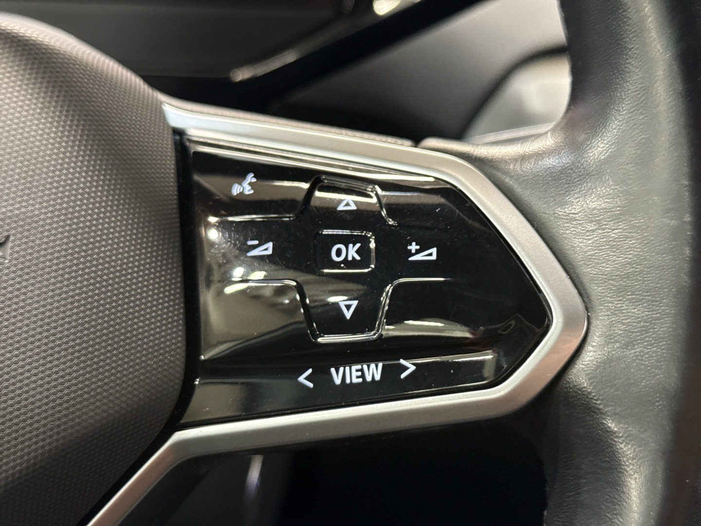 VOLKSWAGEN ID.4 2023