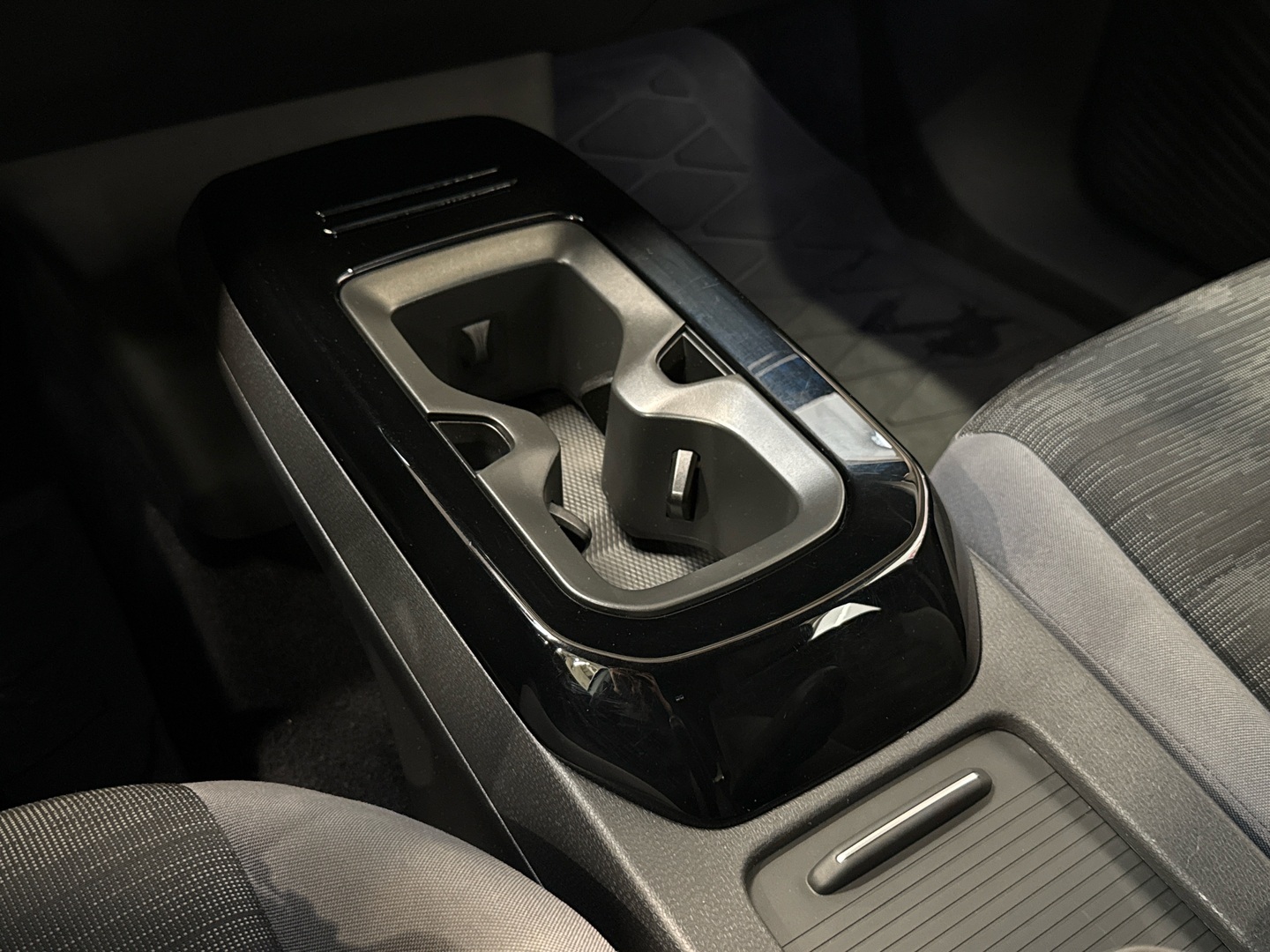 VOLKSWAGEN ID.4 2023