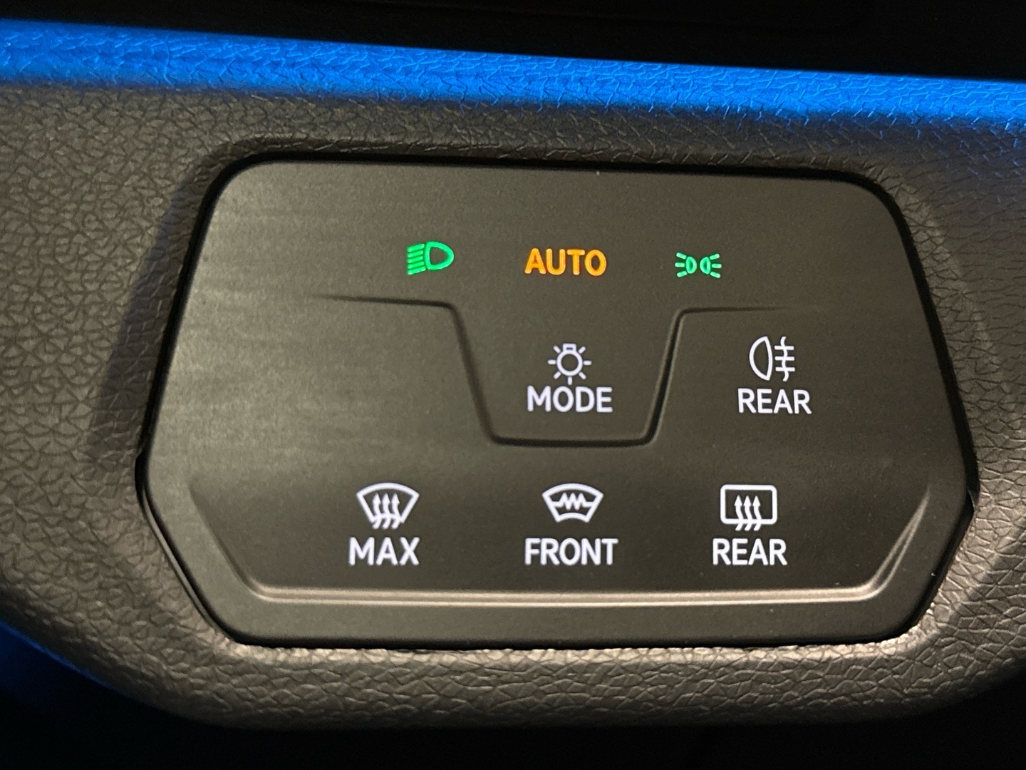 VOLKSWAGEN ID.4 2023