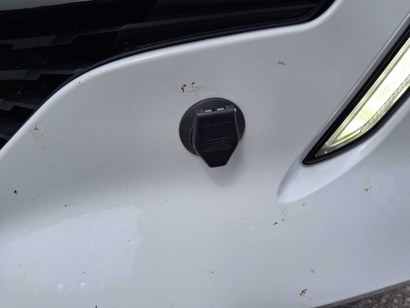 PEUGEOT 208 2021