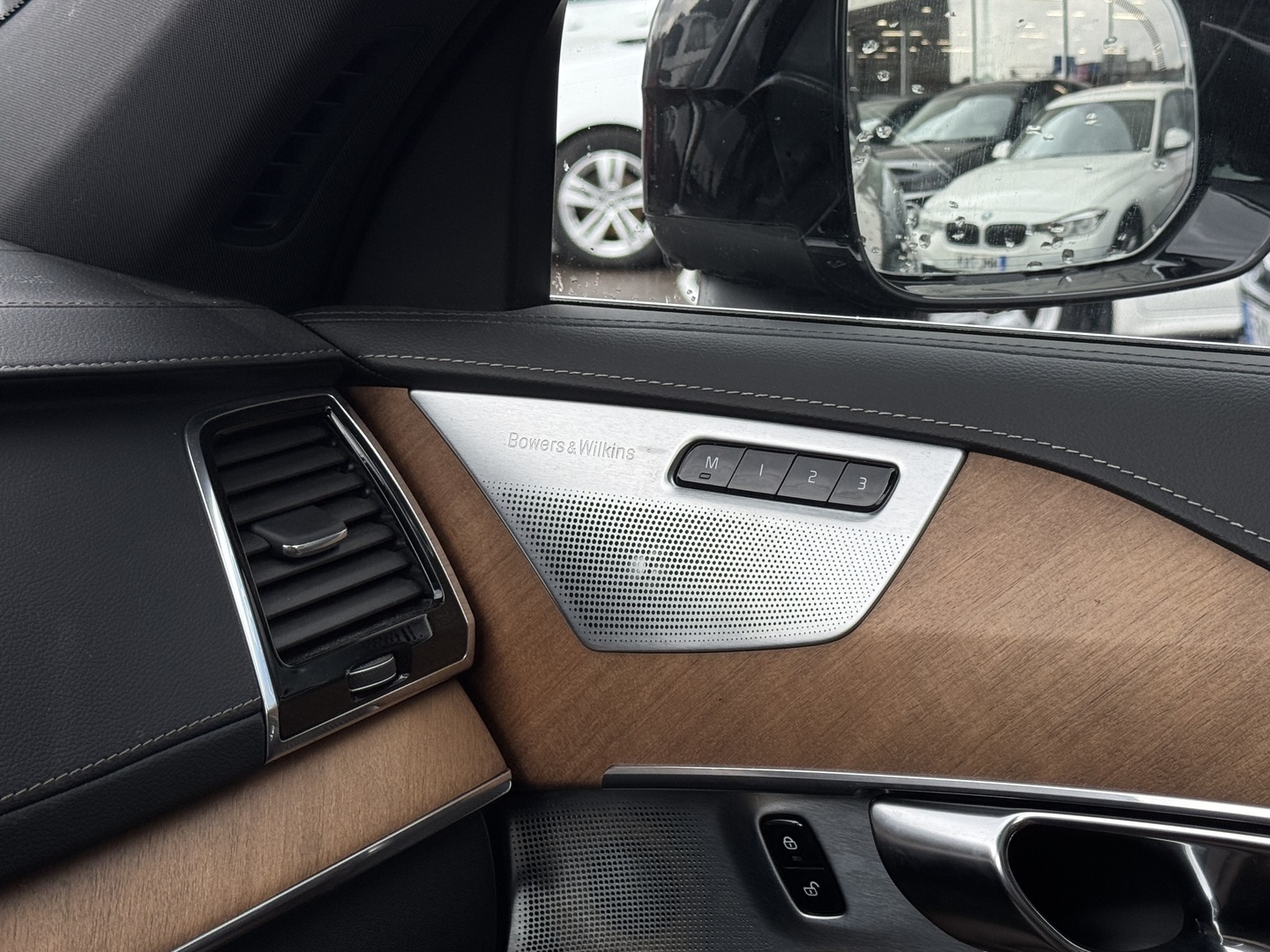 VOLVO XC90 2019