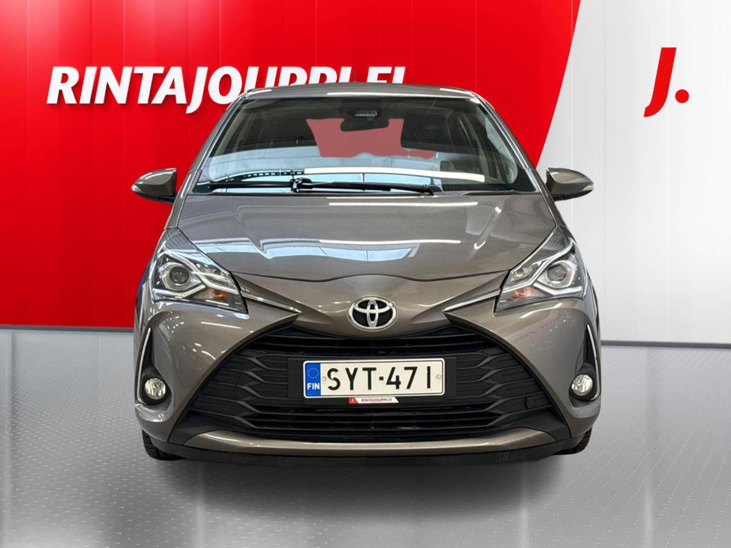 TOYOTA Yaris 2019