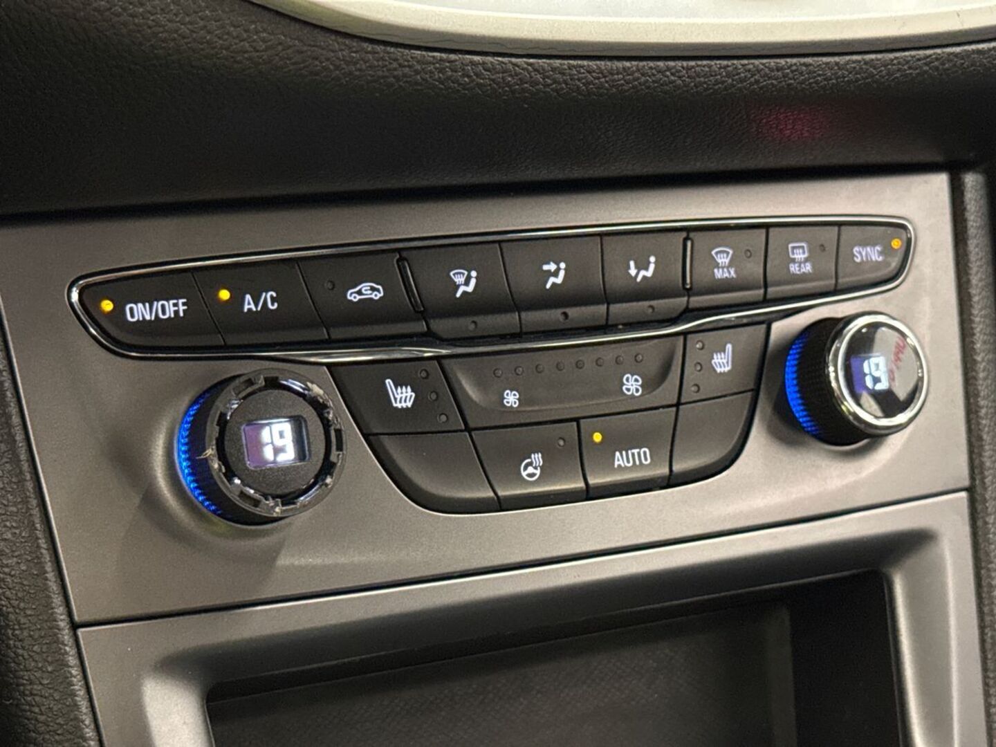 OPEL Astra 2021