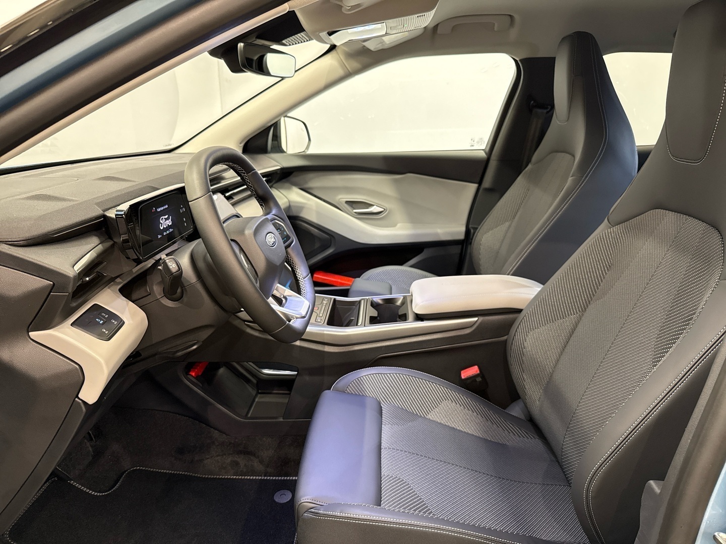 FORD Explorer 2026