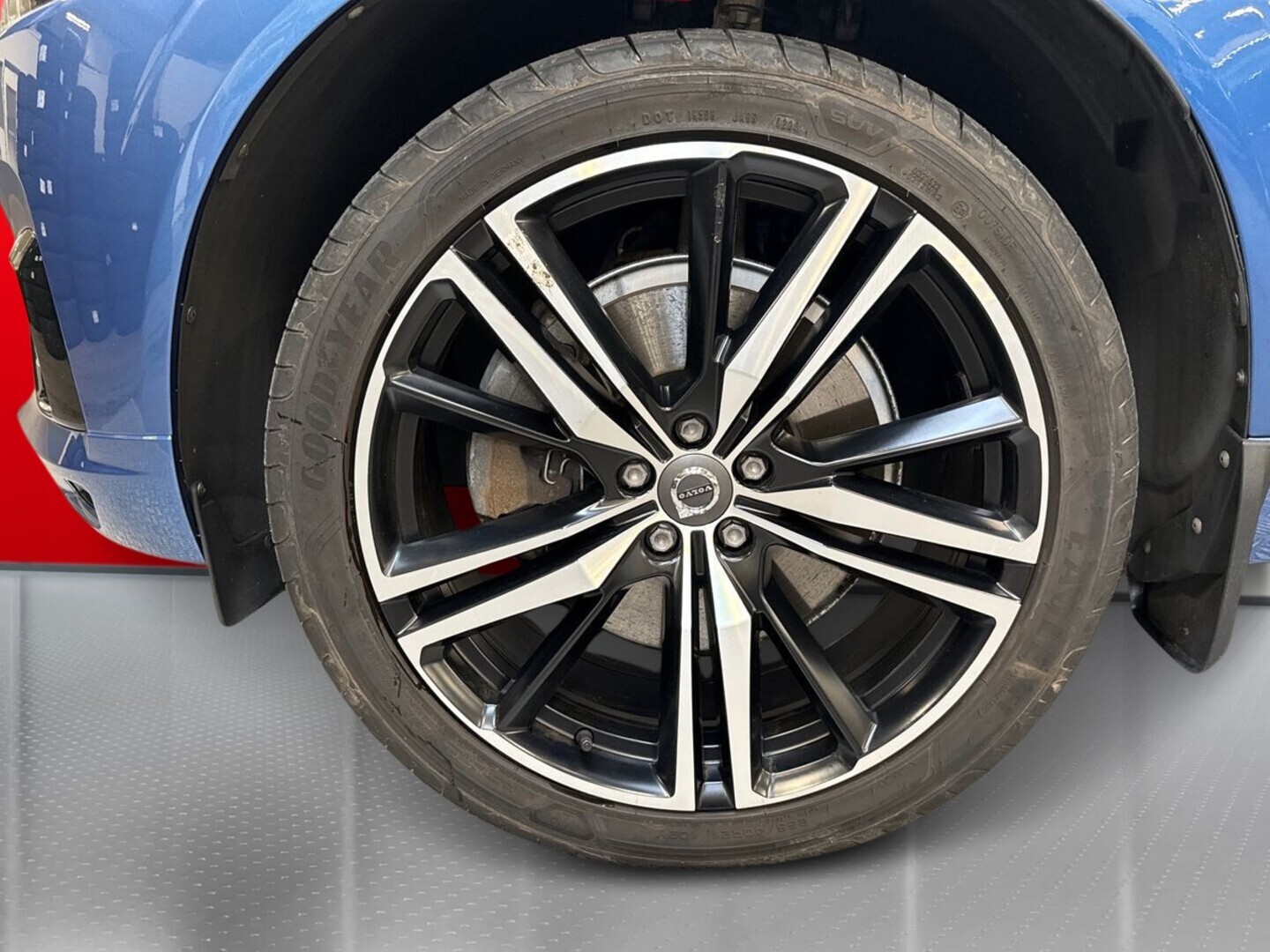 VOLVO XC60 2020