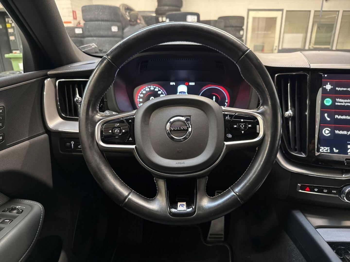 VOLVO XC60 2020
