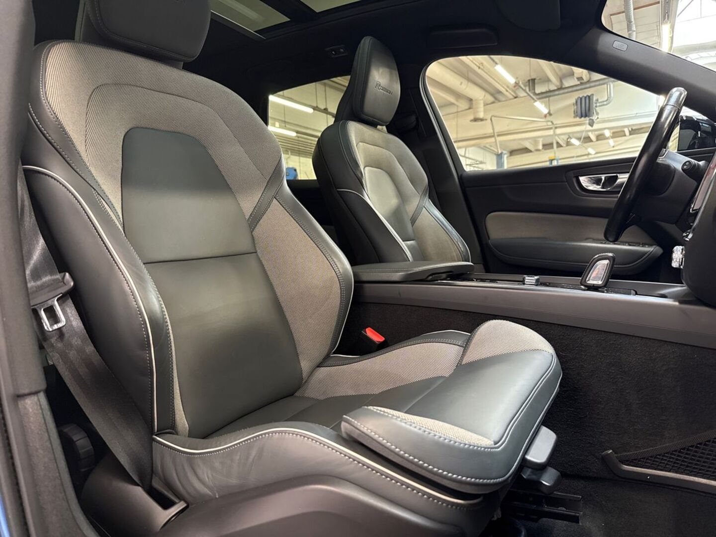 VOLVO XC60 2020