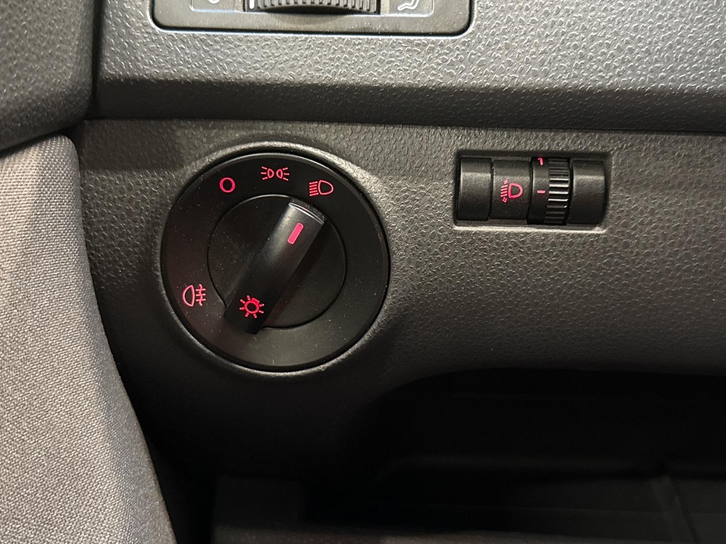 VOLKSWAGEN Polo 2007