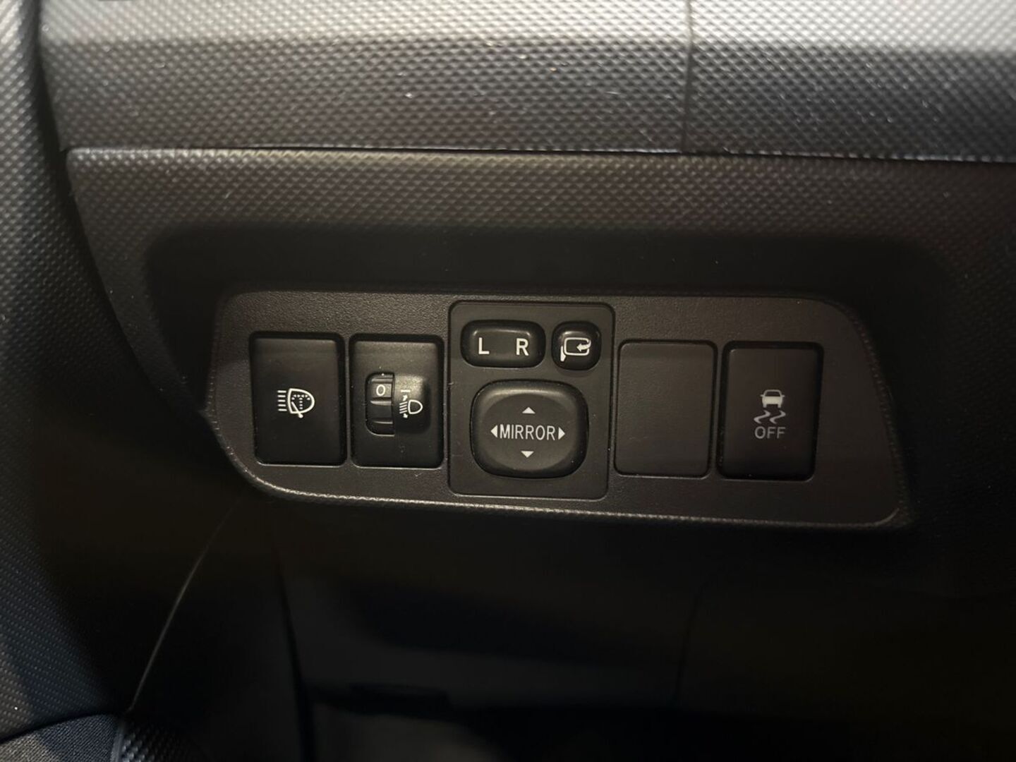 TOYOTA Auris 2010