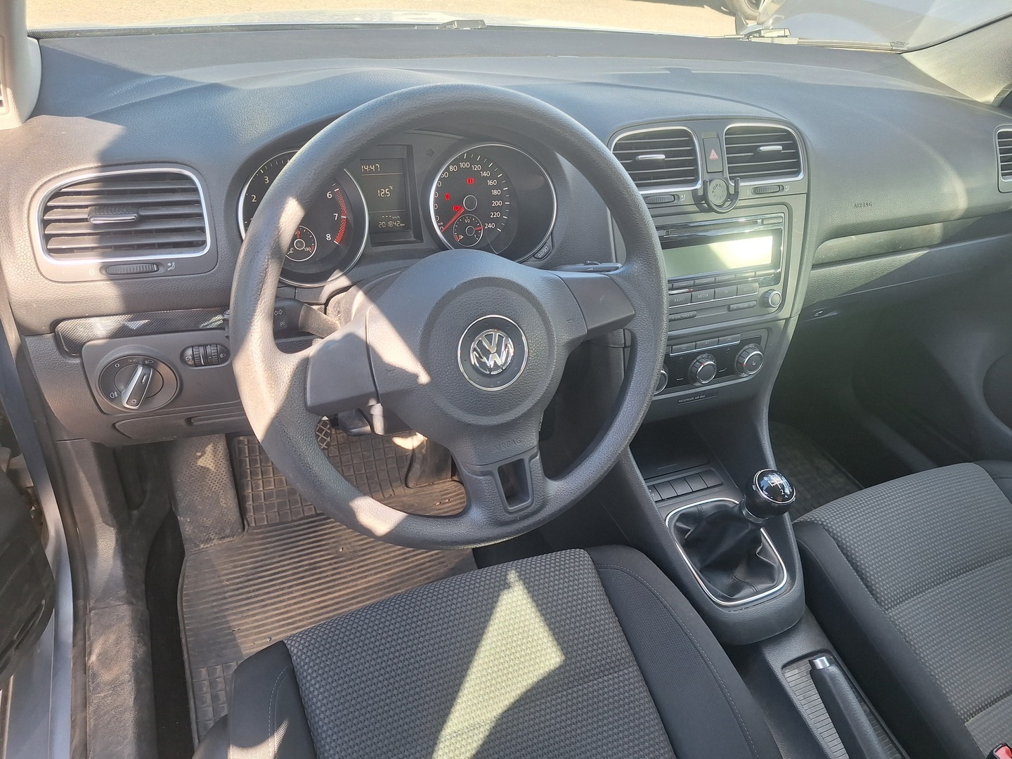 VOLKSWAGEN Golf 2009