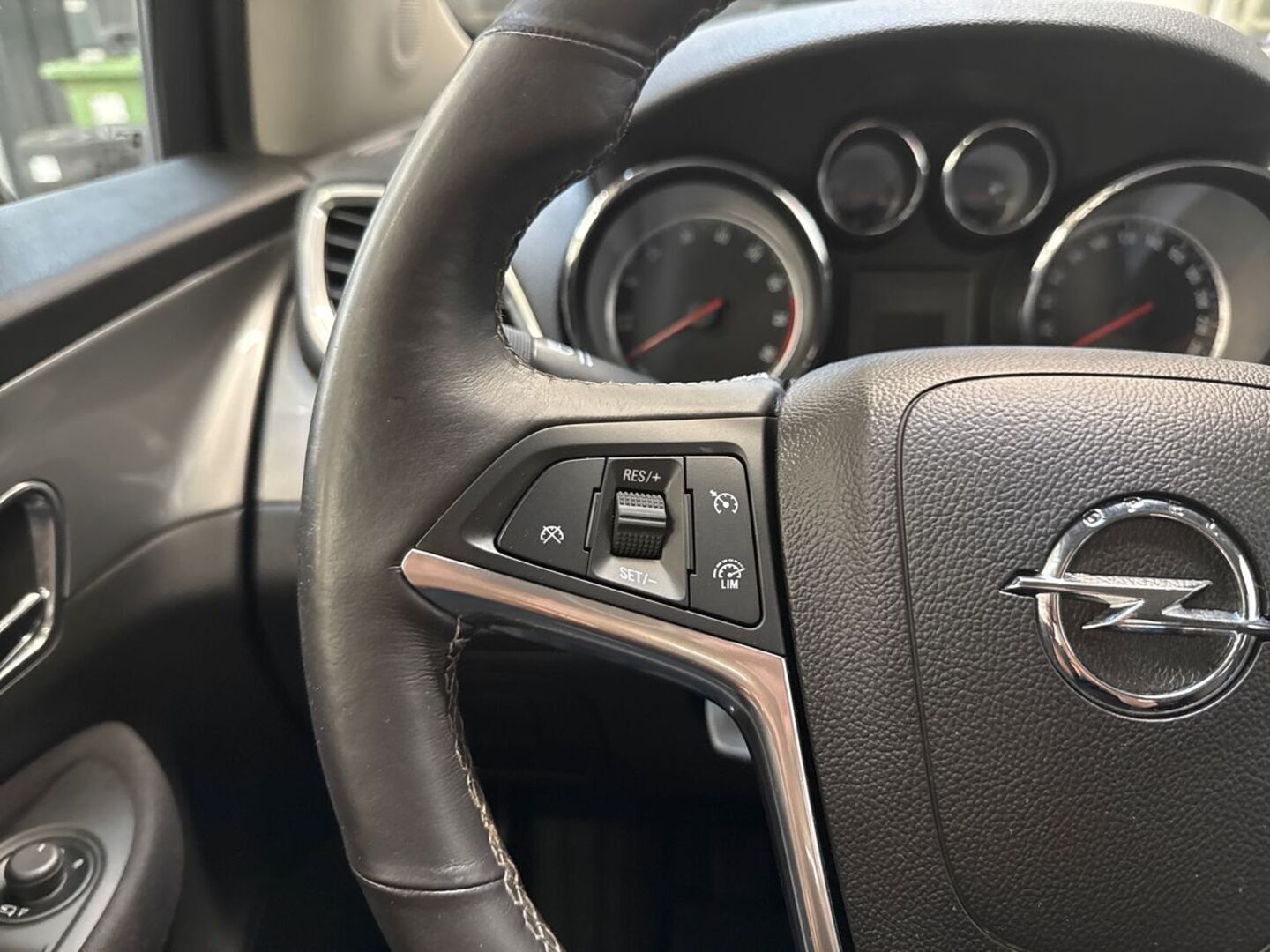 OPEL Mokka 2014
