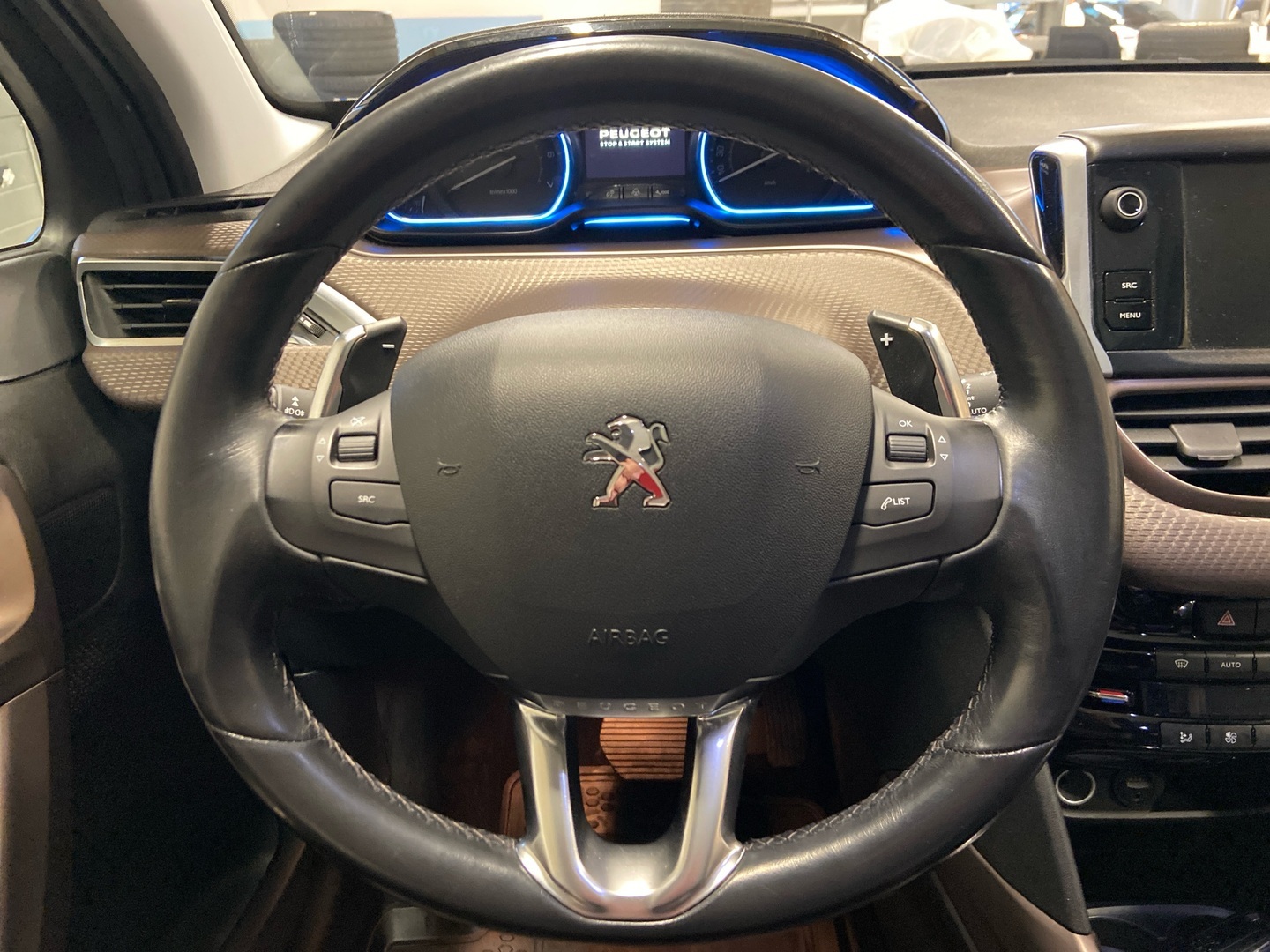 PEUGEOT 2008 2014