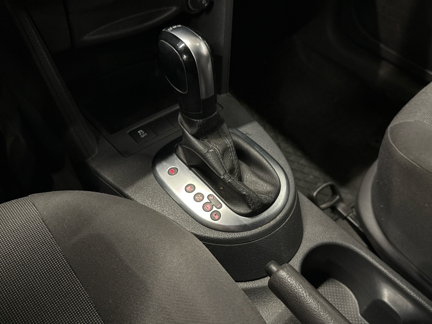 VOLKSWAGEN Caddy 2014