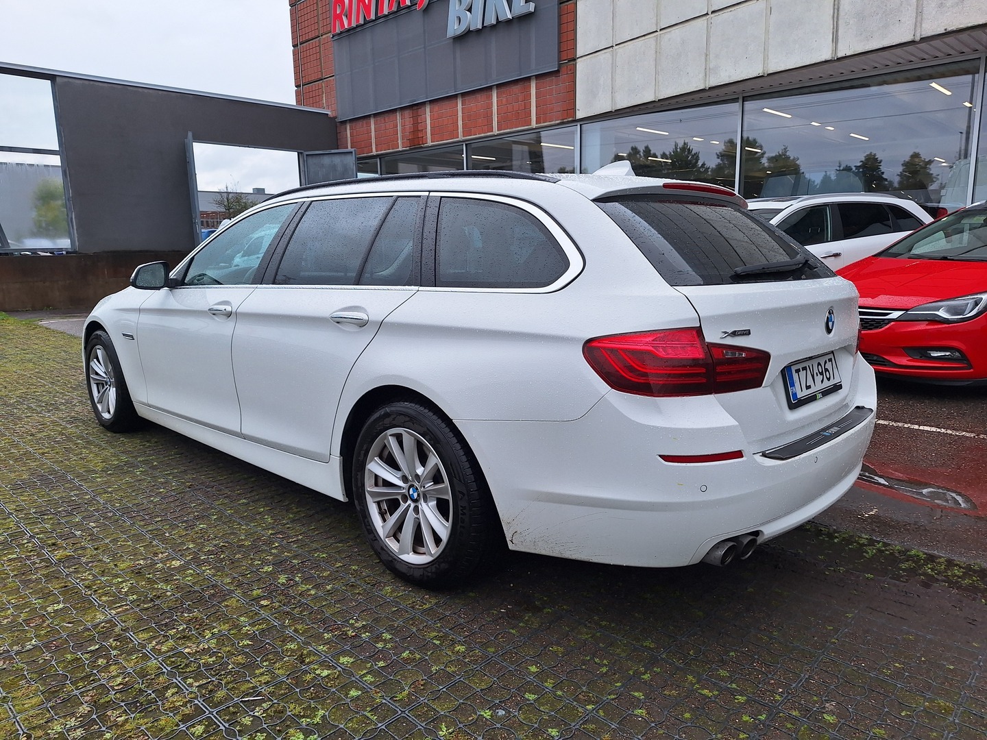 BMW 520 2015