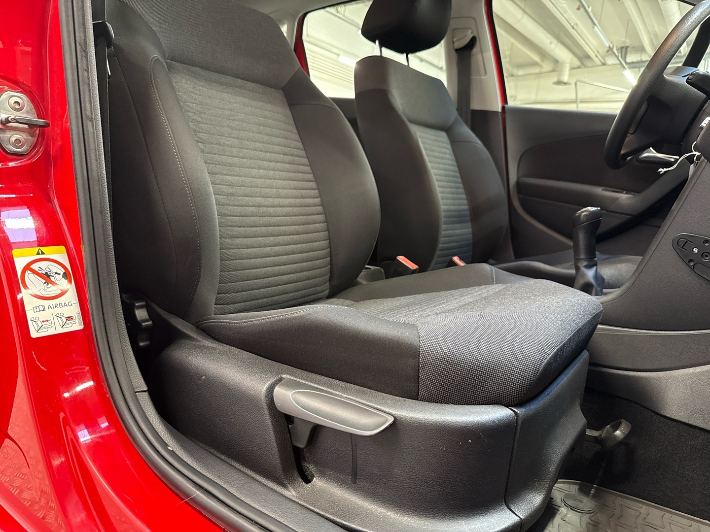 VOLKSWAGEN Polo 2010