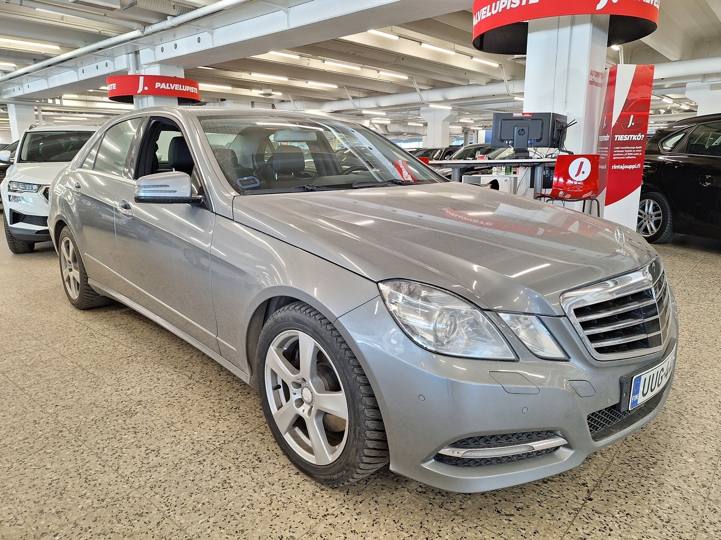 MERCEDES-BENZ E 2013