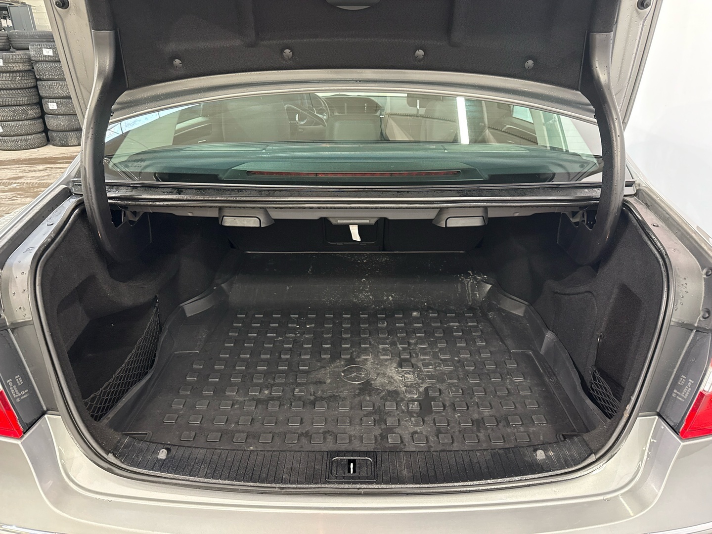 MERCEDES-BENZ E 2013