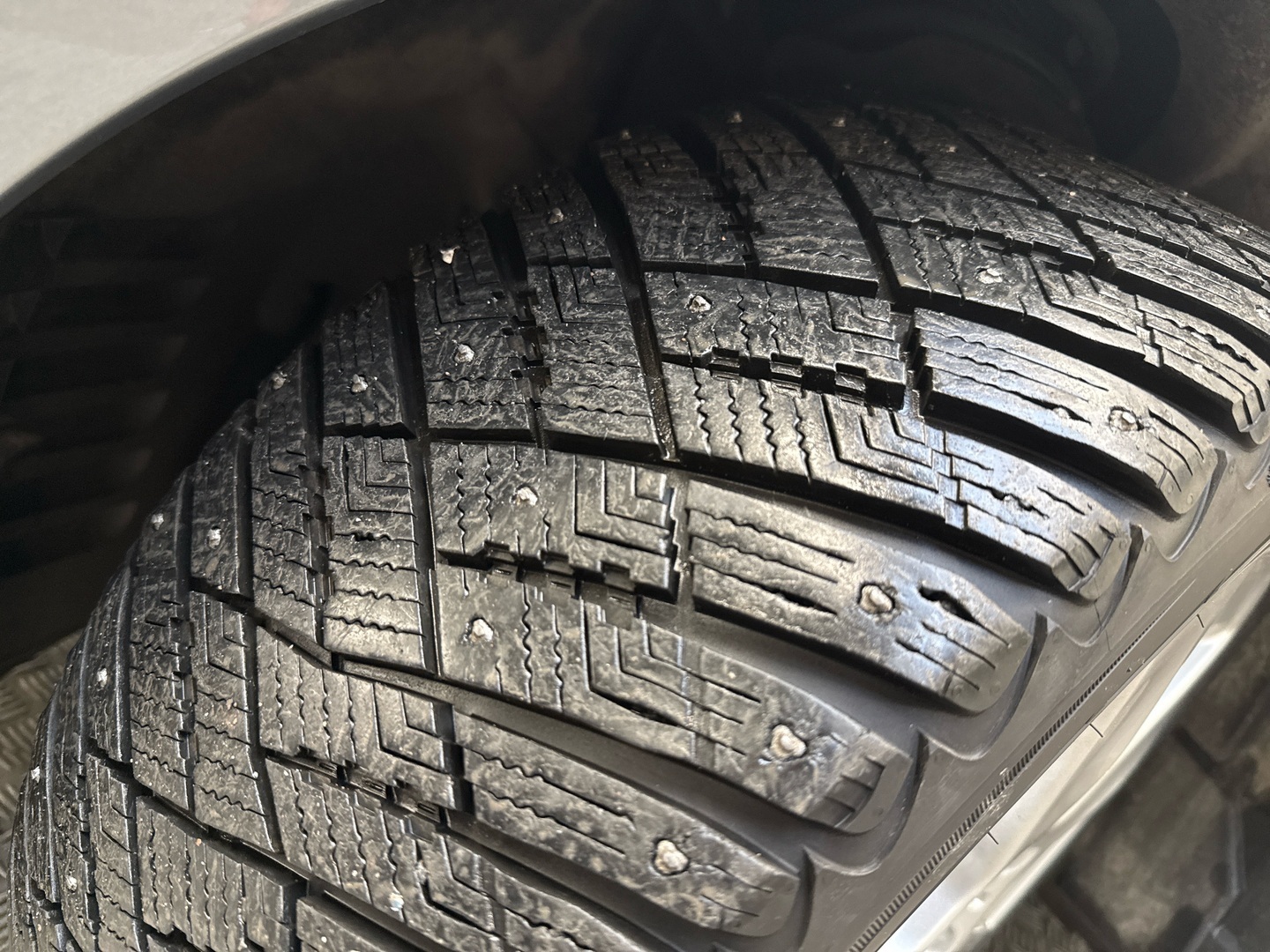 MERCEDES-BENZ E 2013