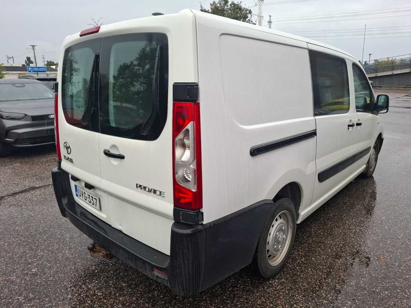 TOYOTA Proace 2013