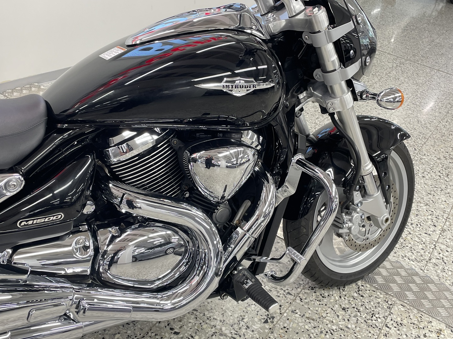 SUZUKI INTRUDER 2009