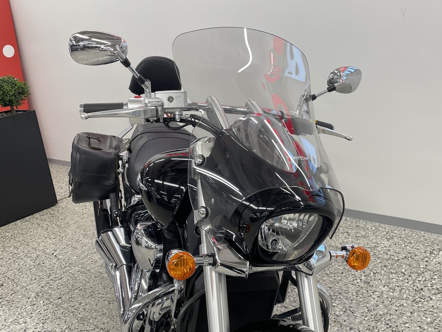 SUZUKI INTRUDER 2009