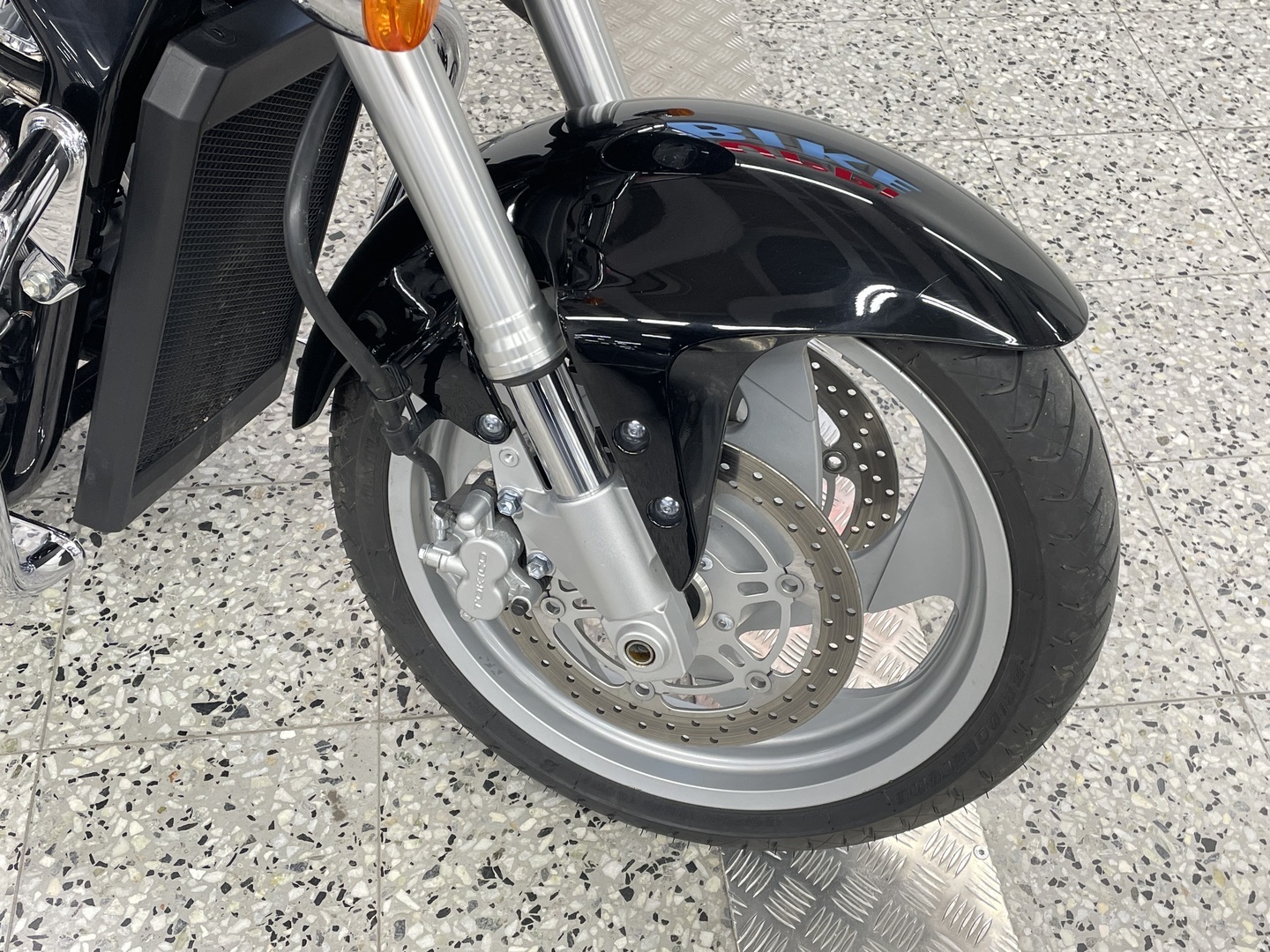 SUZUKI INTRUDER 2009