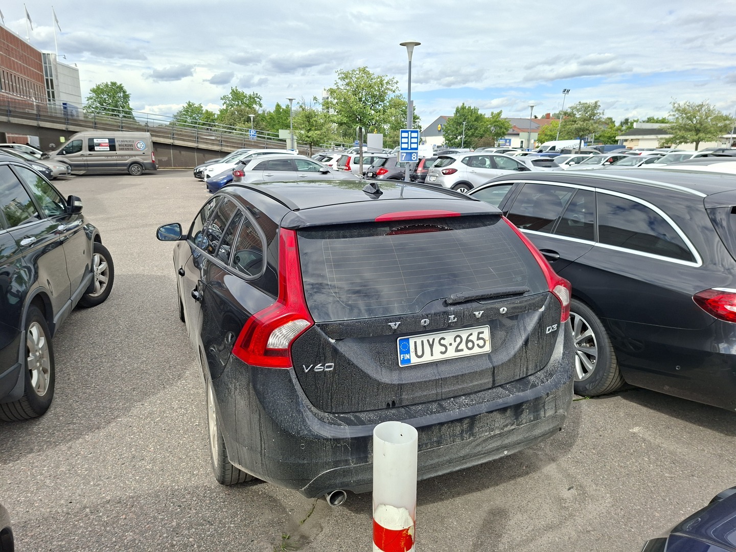 VOLVO V60 2014