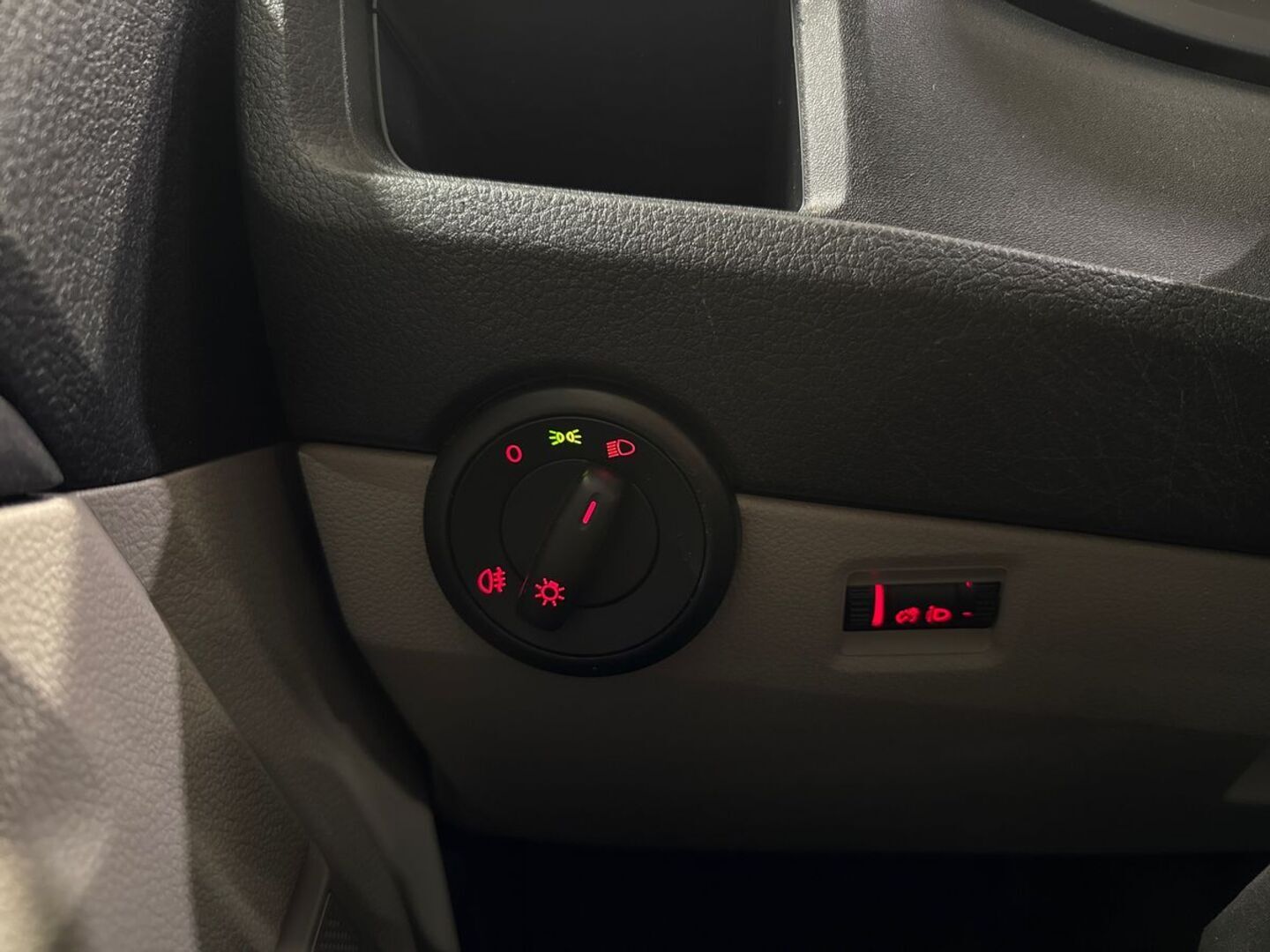 VOLKSWAGEN Transporter 2017