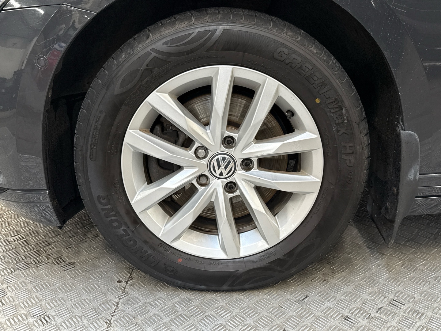 VOLKSWAGEN Passat 2018