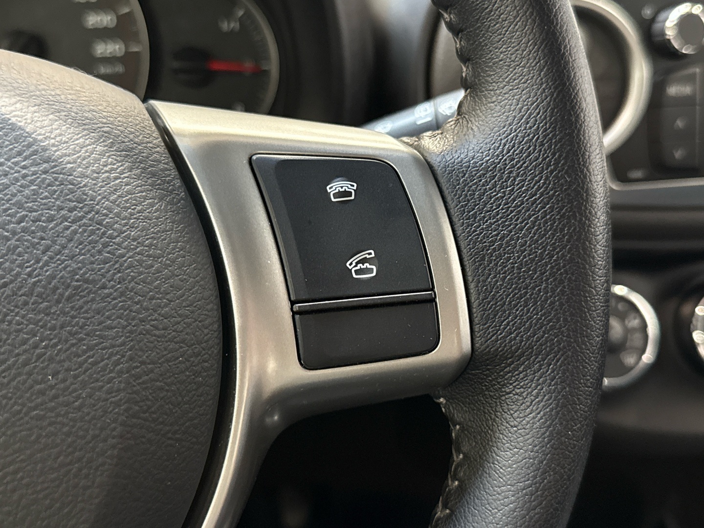TOYOTA Yaris 2013