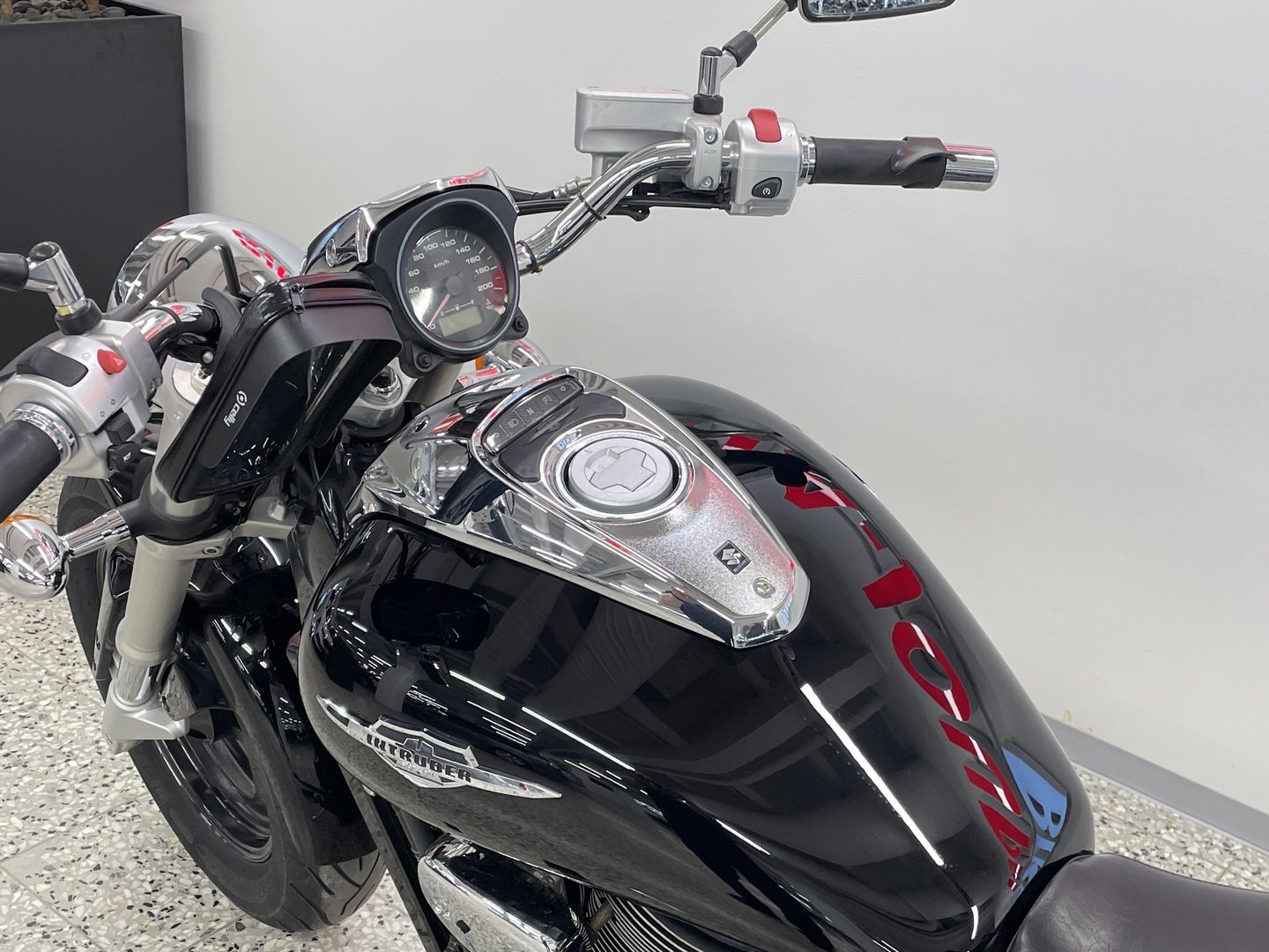 SUZUKI INTRUDER 2007