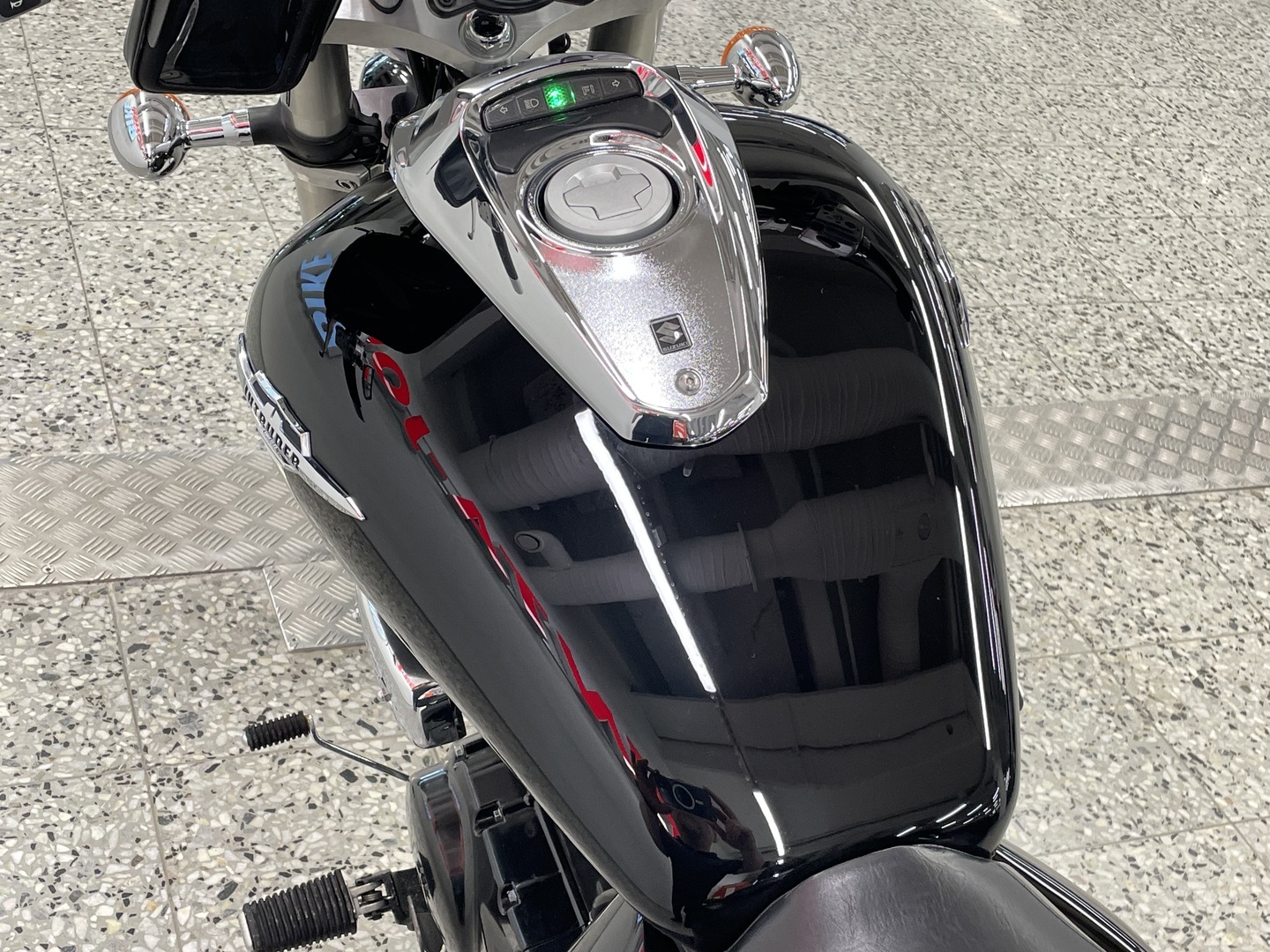 SUZUKI INTRUDER 2007