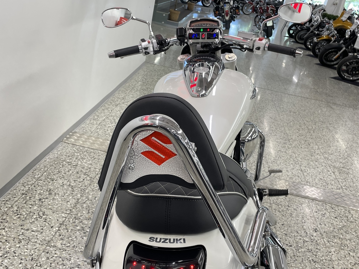 SUZUKI INTRUDER 2007