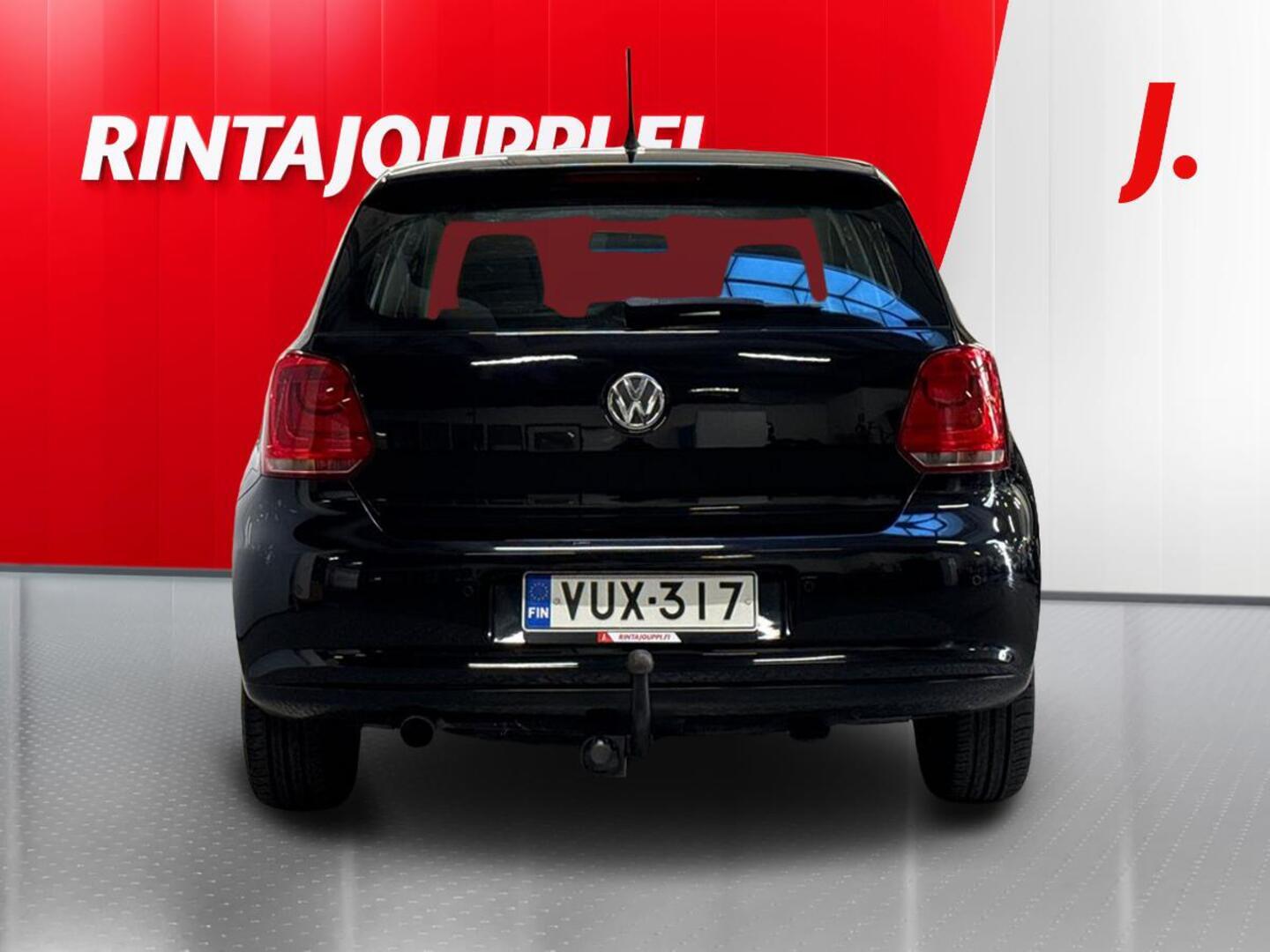 VOLKSWAGEN Polo 2012