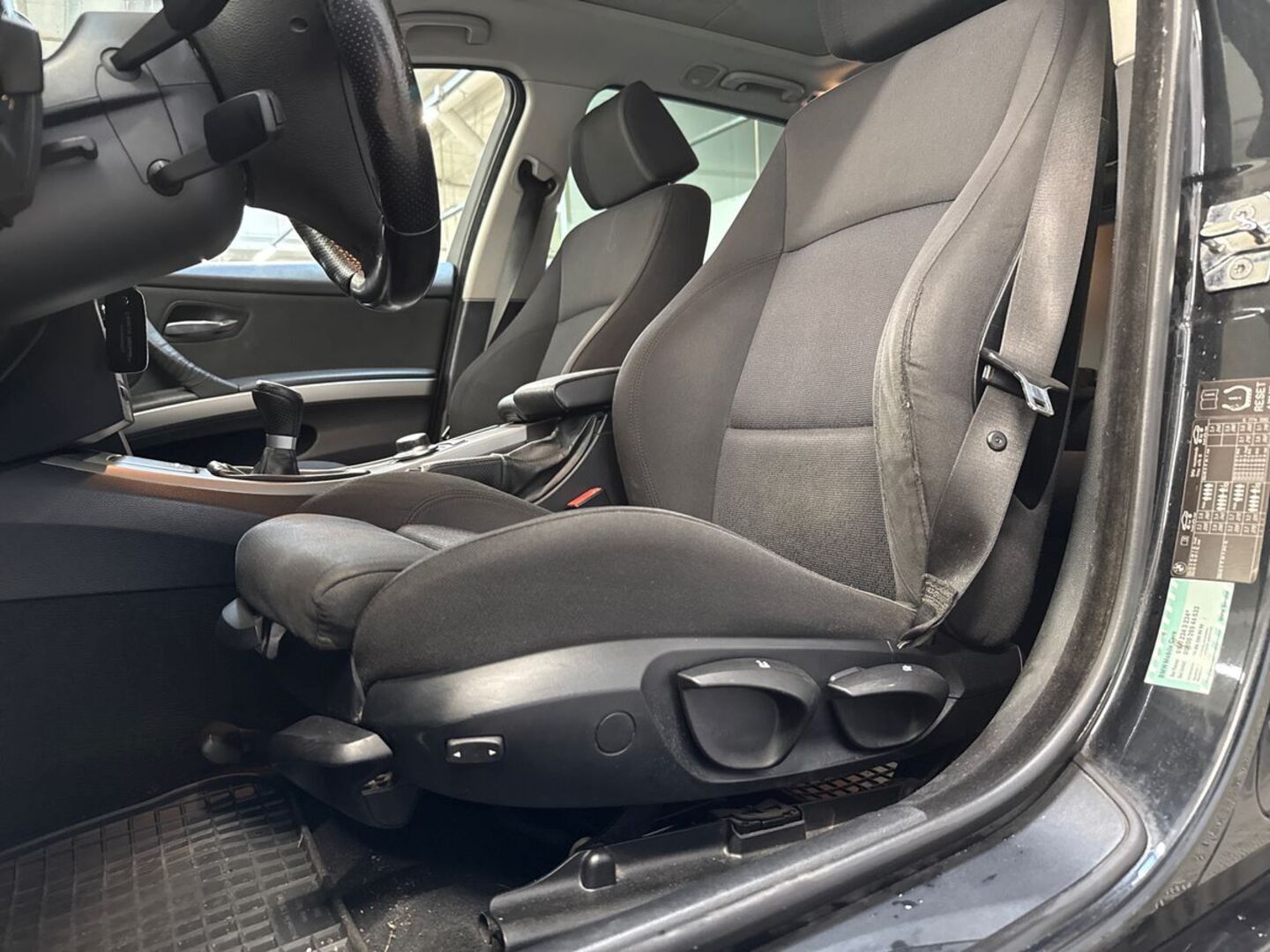 BMW 320 2008