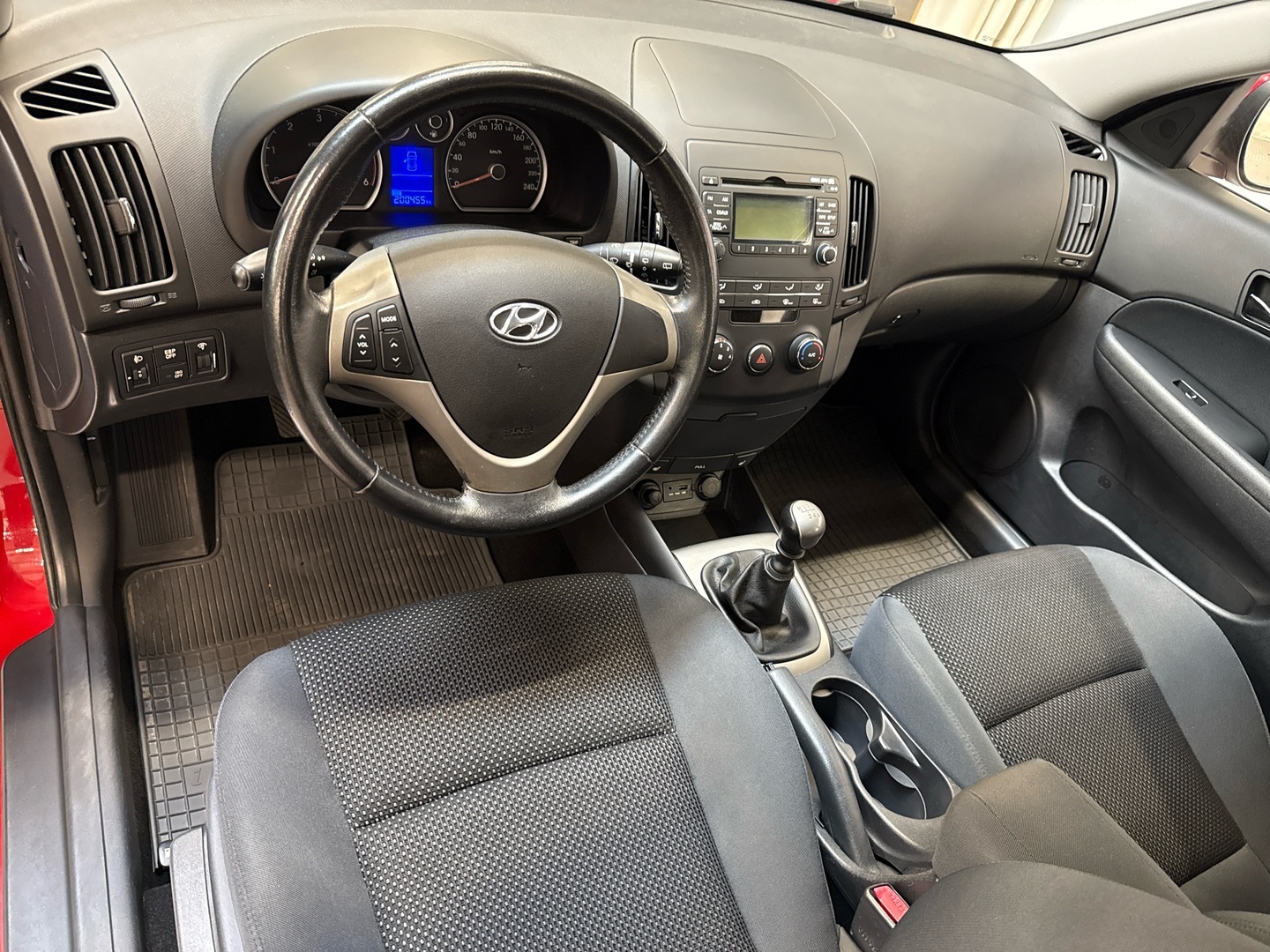 HYUNDAI i30 2010