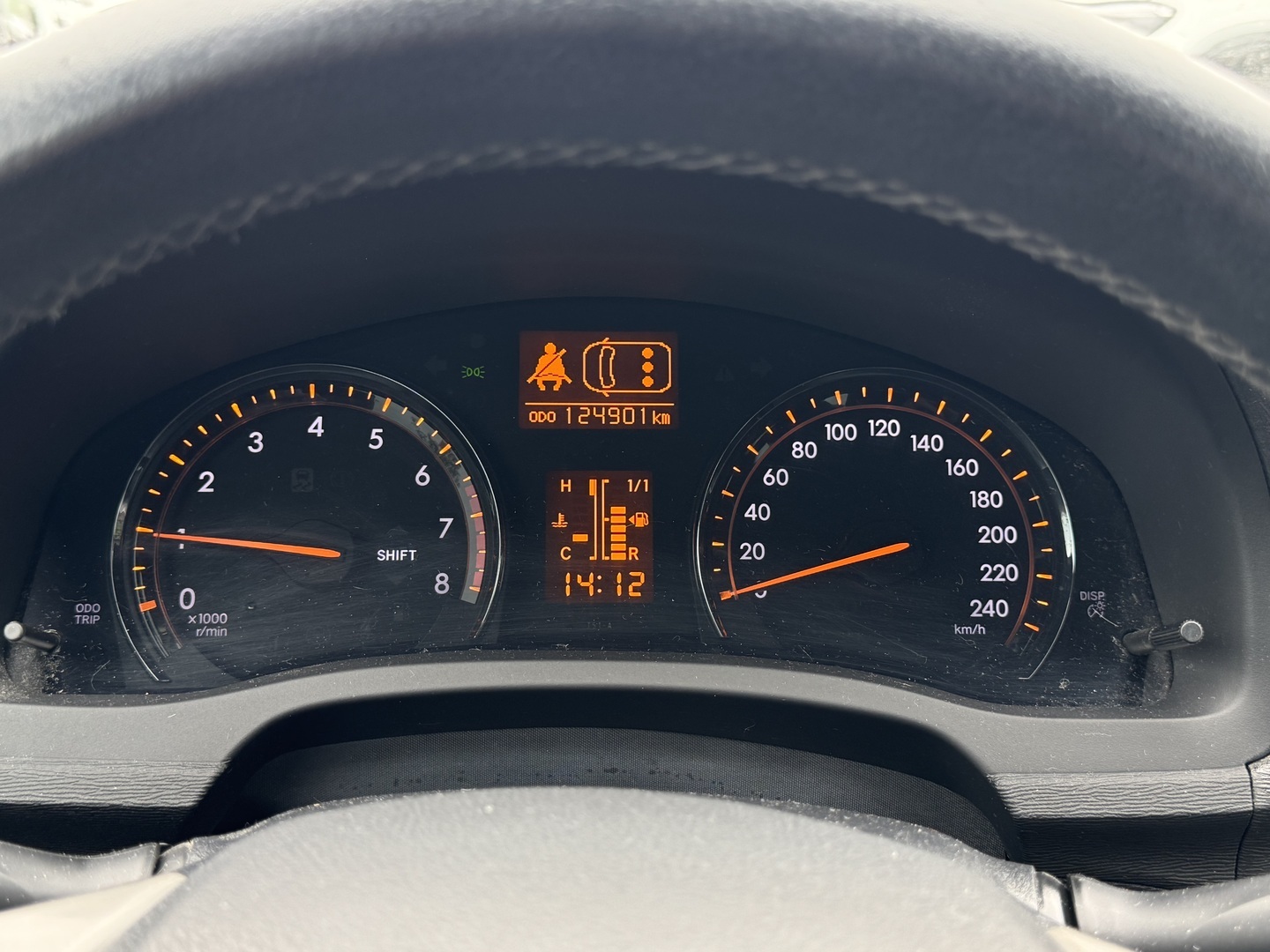 TOYOTA Avensis 2011