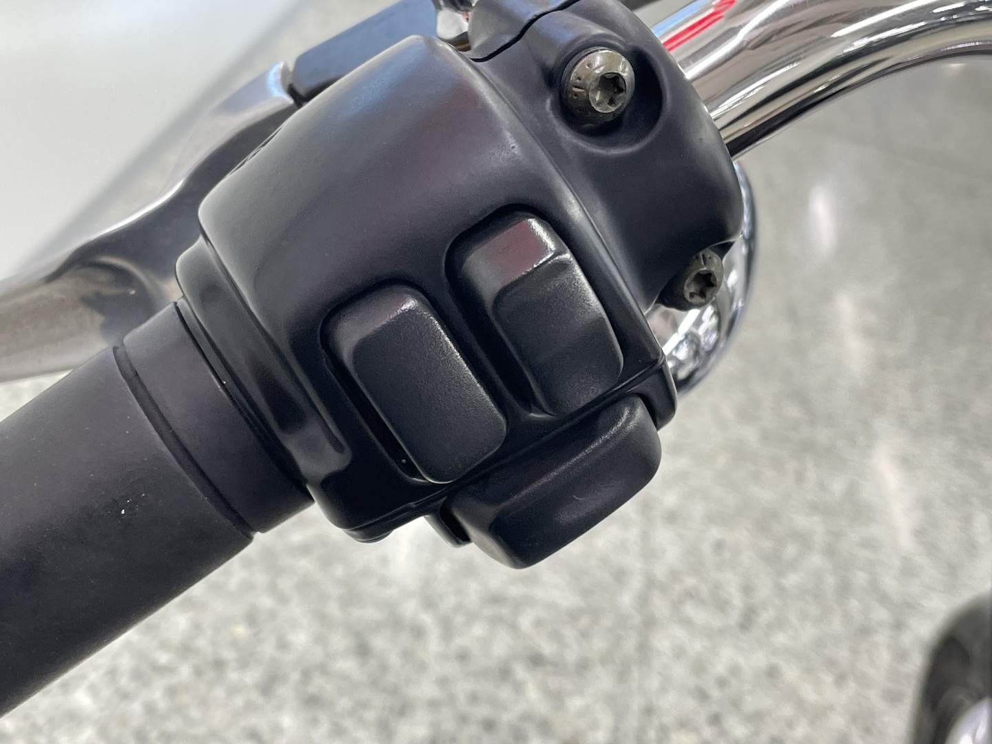 HARLEY-DAVIDSON DYNA 2010