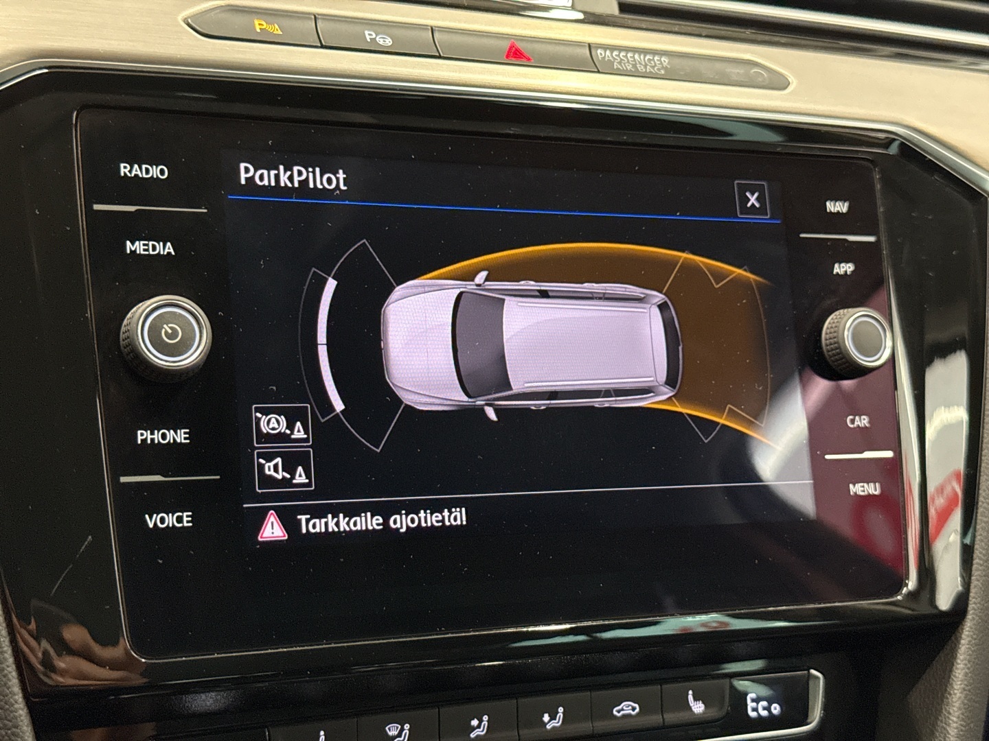 VOLKSWAGEN Passat 2018