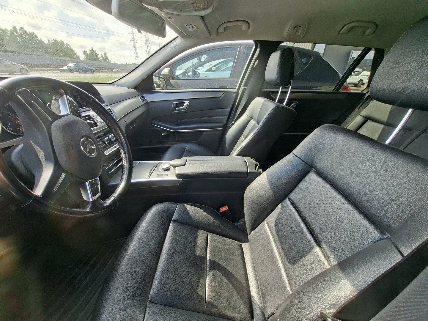 MERCEDES-BENZ E 2013