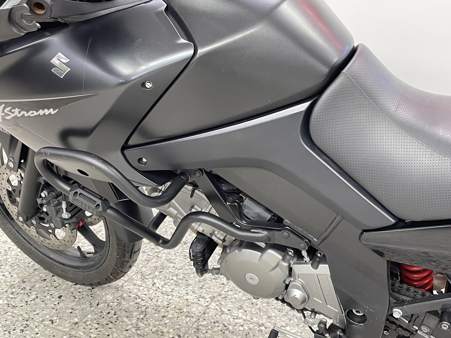 SUZUKI DL 2008