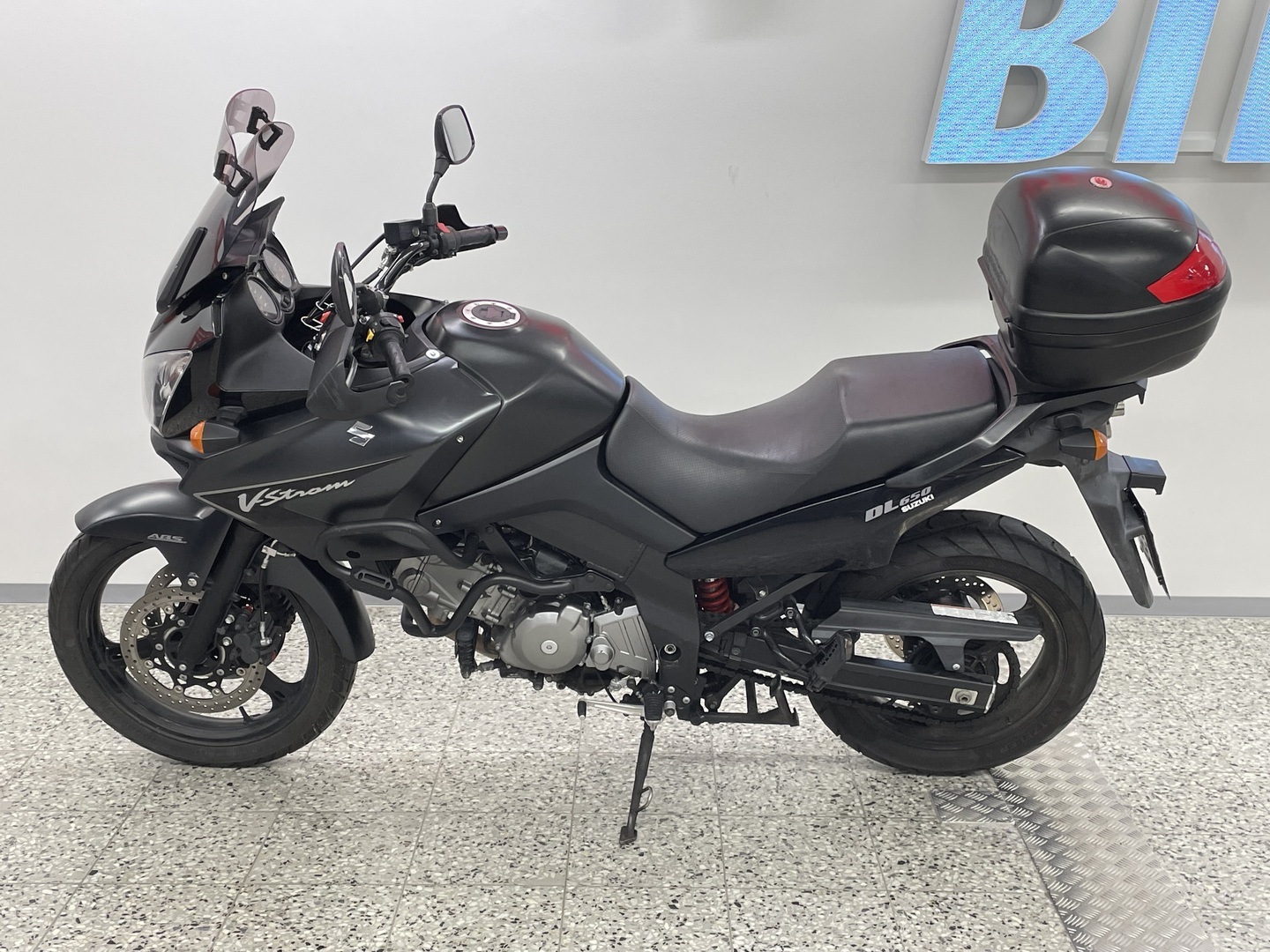 SUZUKI DL 2008