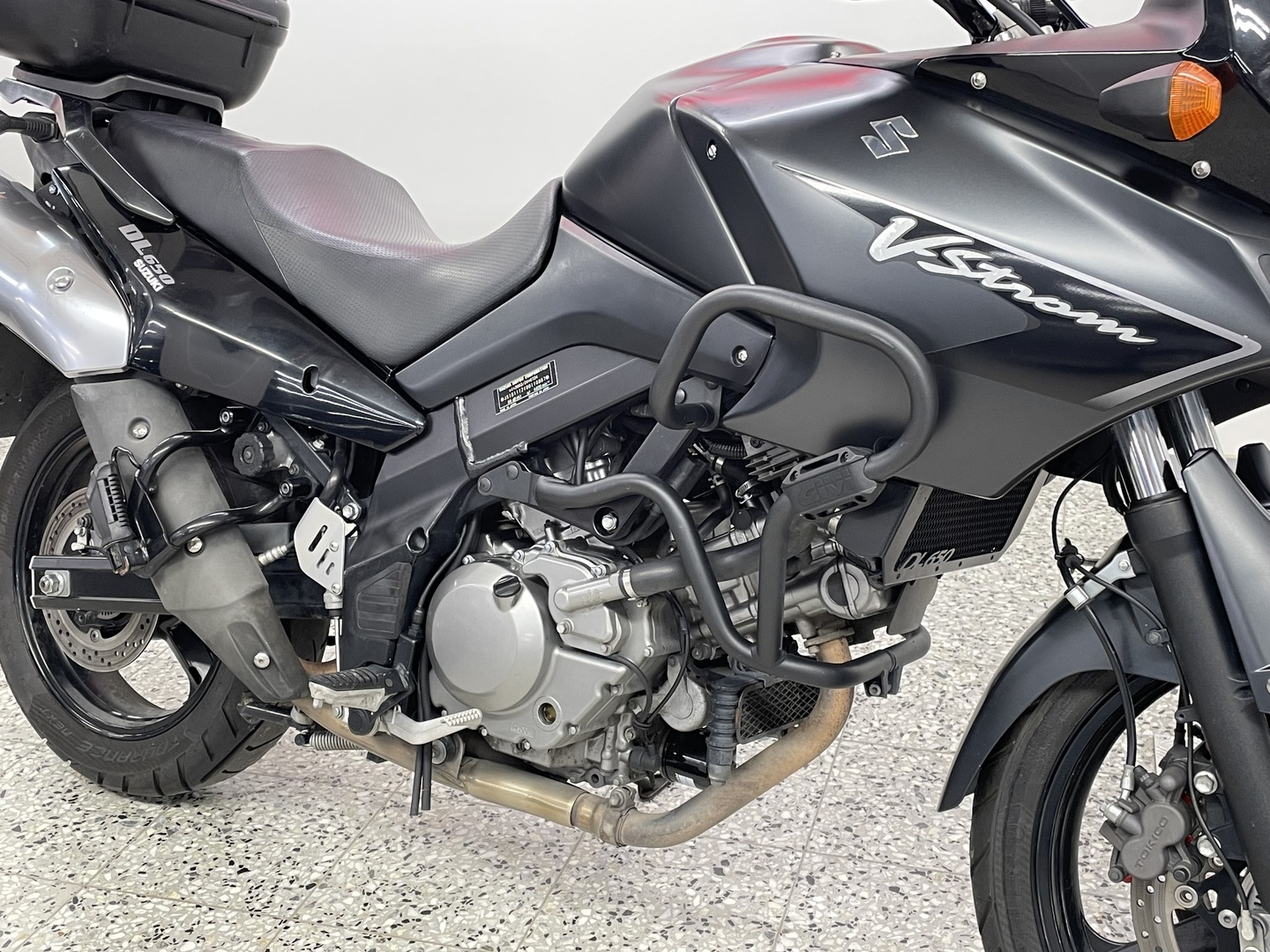 SUZUKI DL 2008