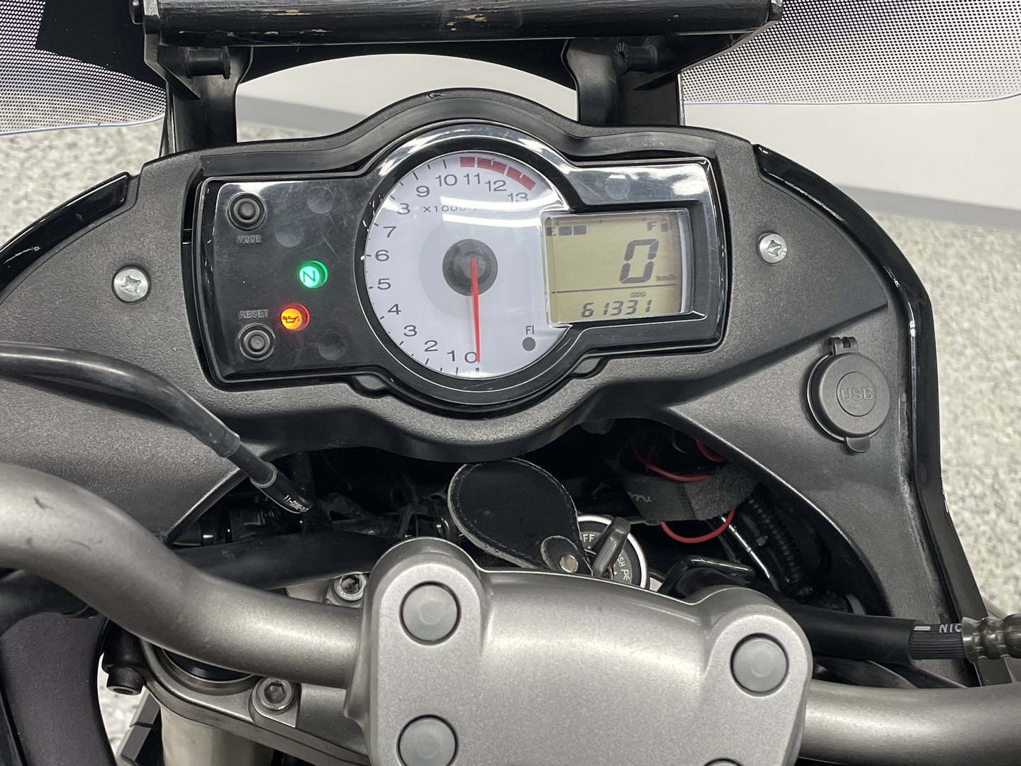 KAWASAKI VERSYS 2008