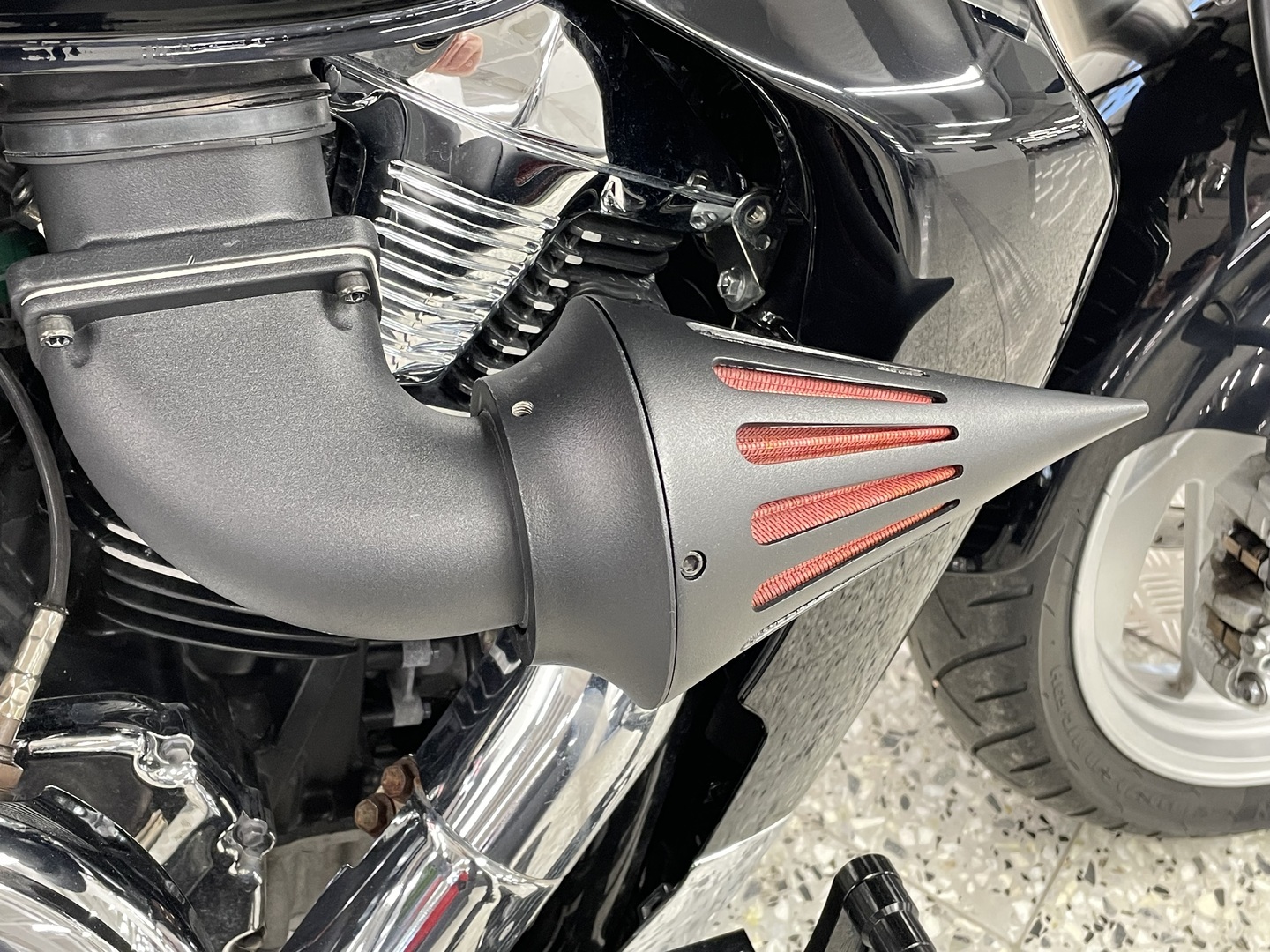 SUZUKI INTRUDER 2008