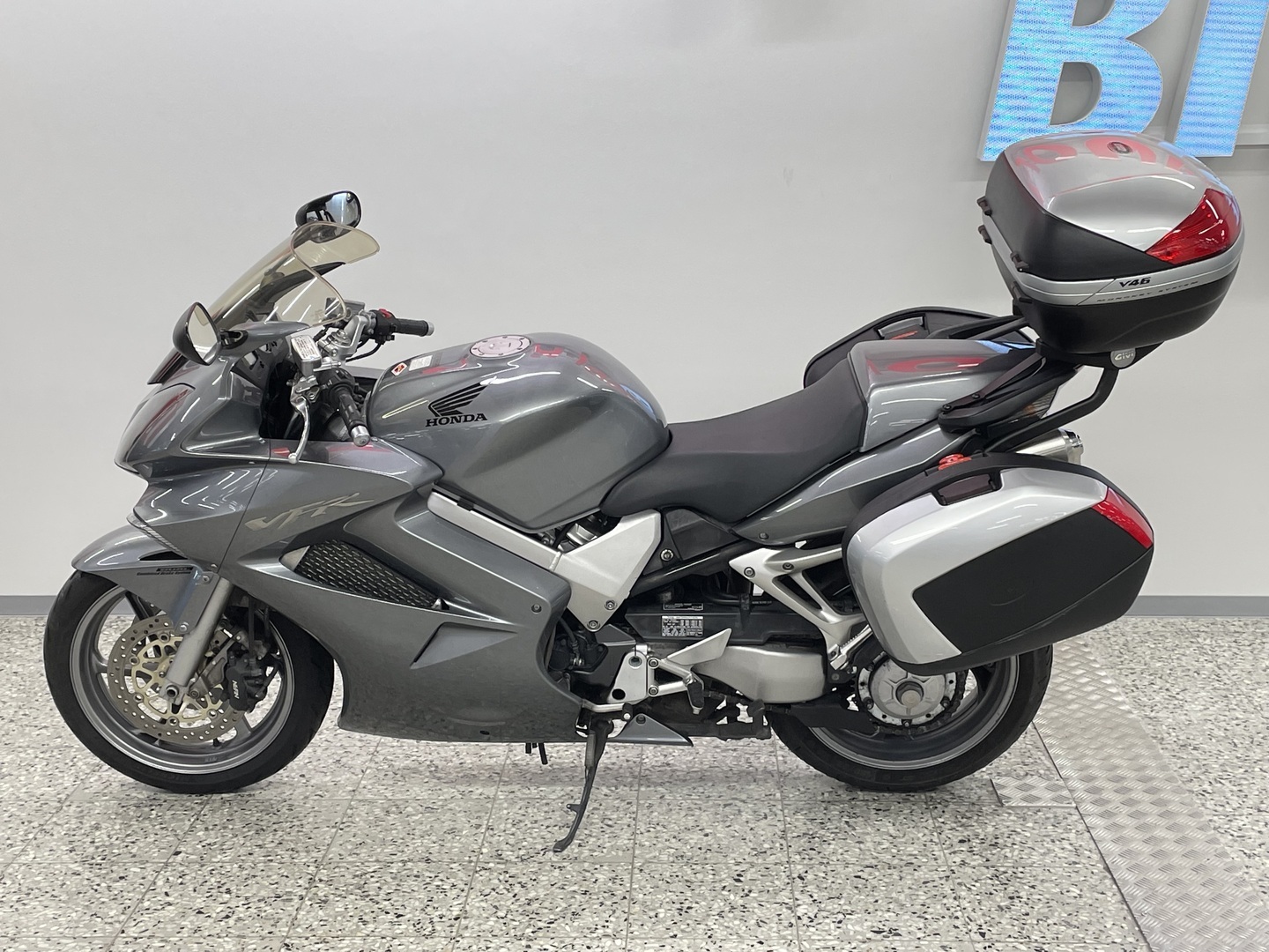 HONDA VFR 2008