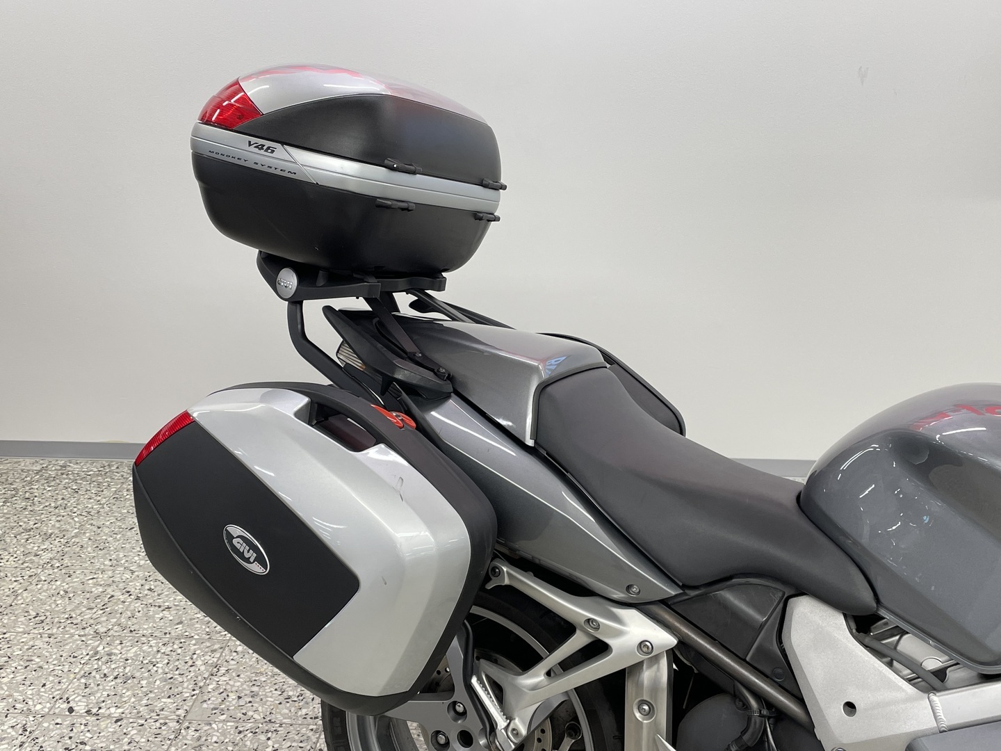 HONDA VFR 2008