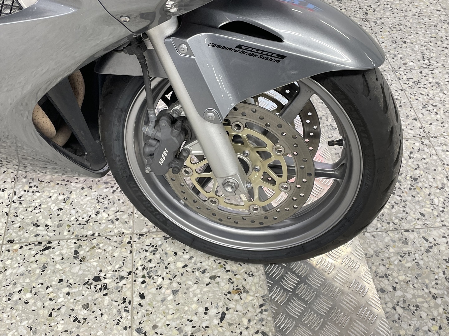 HONDA VFR 2008