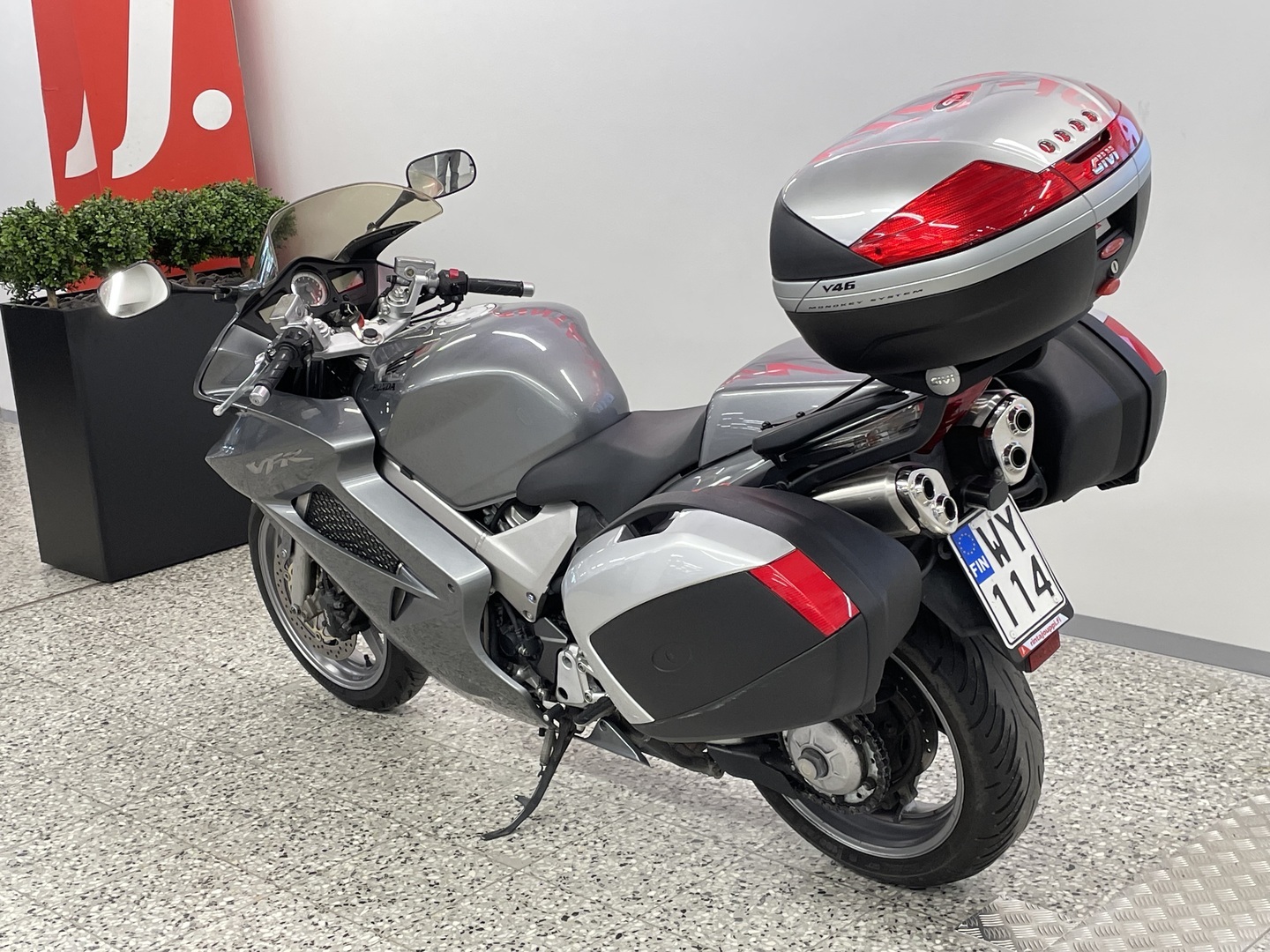 HONDA VFR 2008