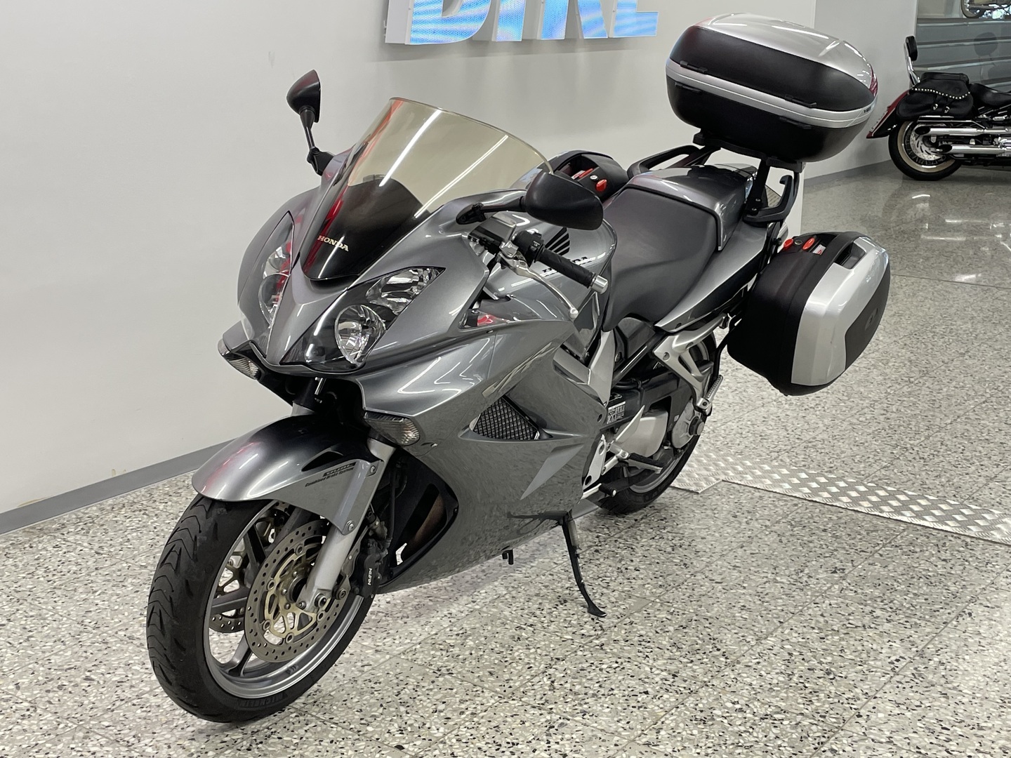 HONDA VFR 2008